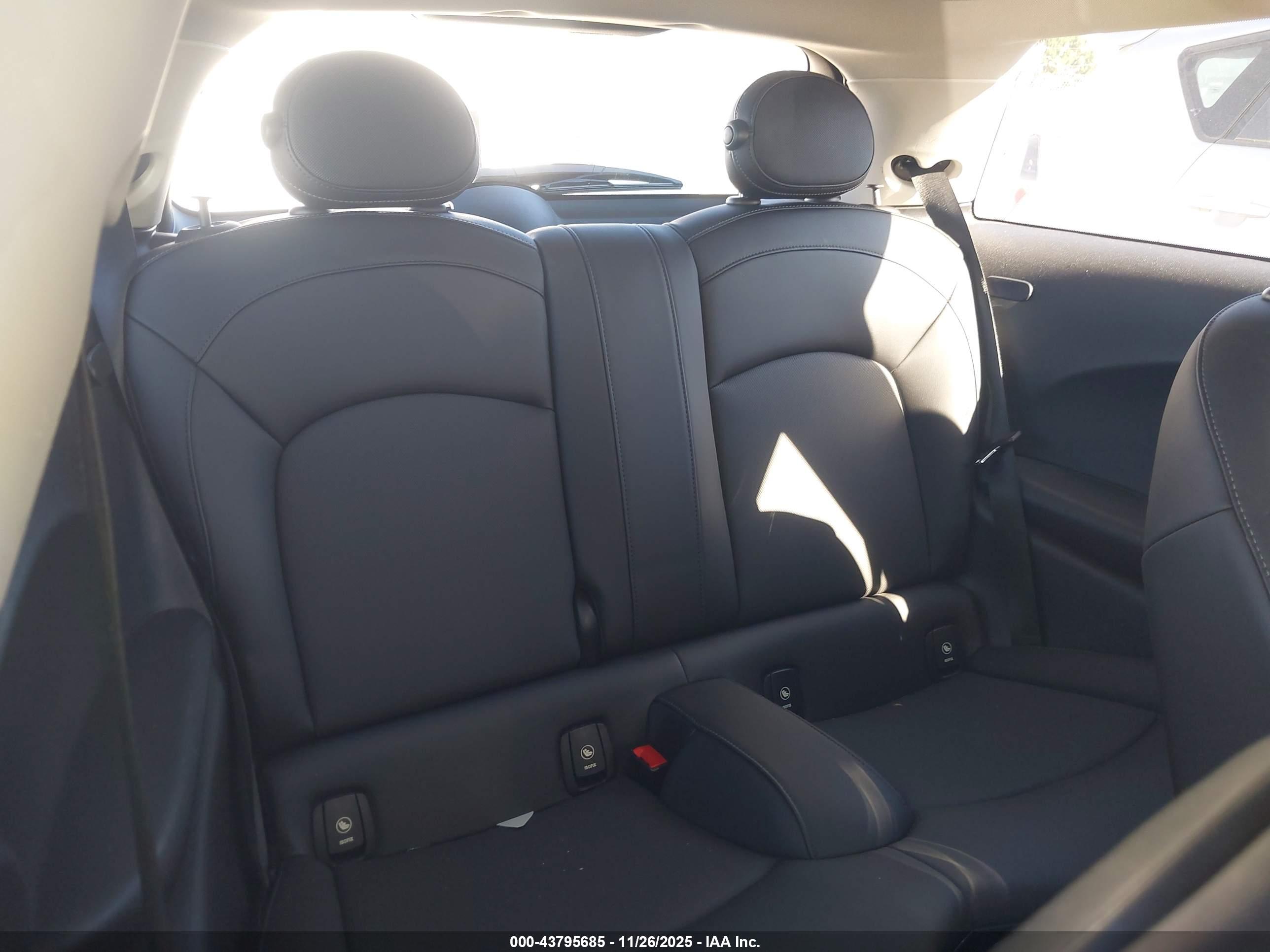 MINI HARDTOP image 8