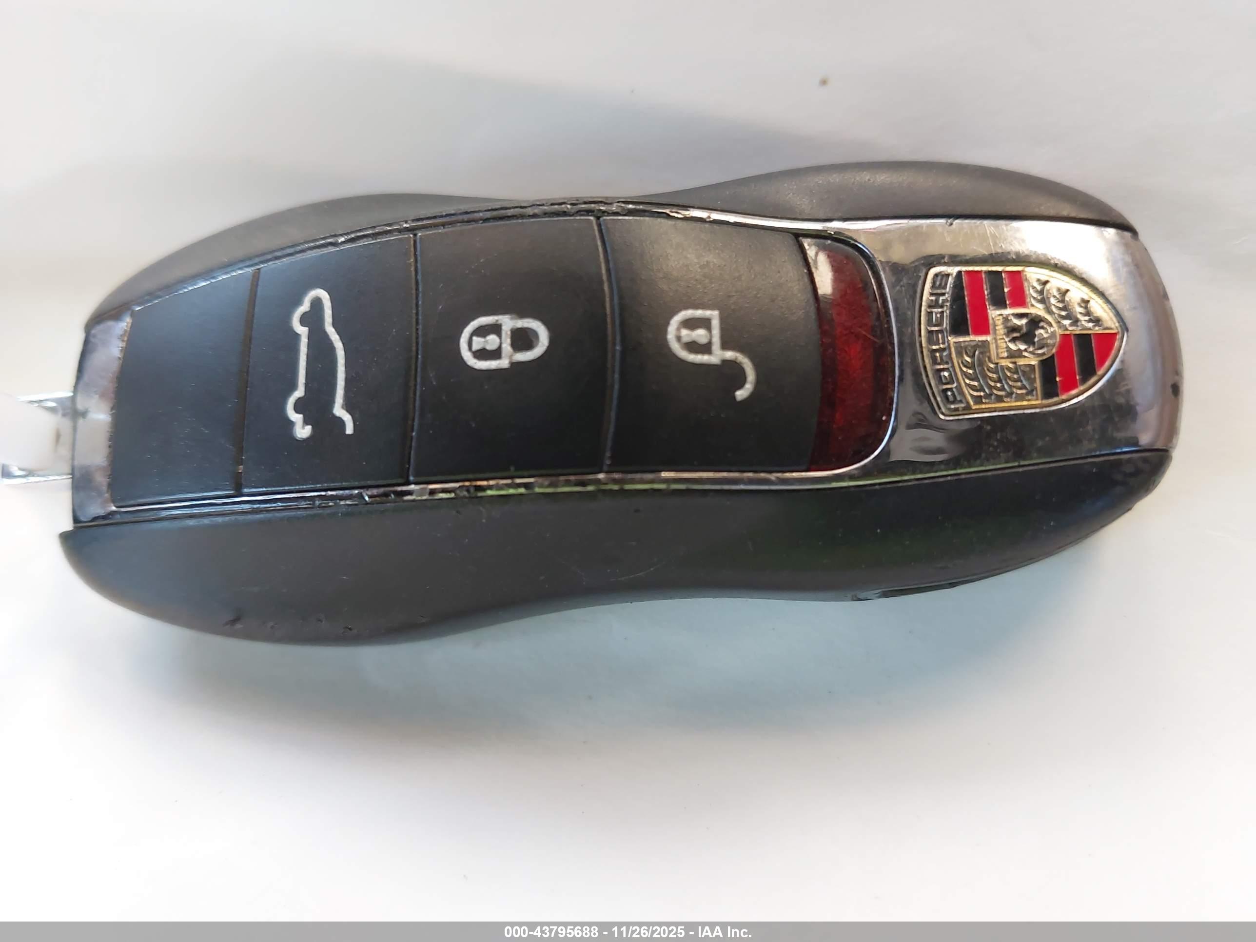PORSCHE CAYENNE image 11