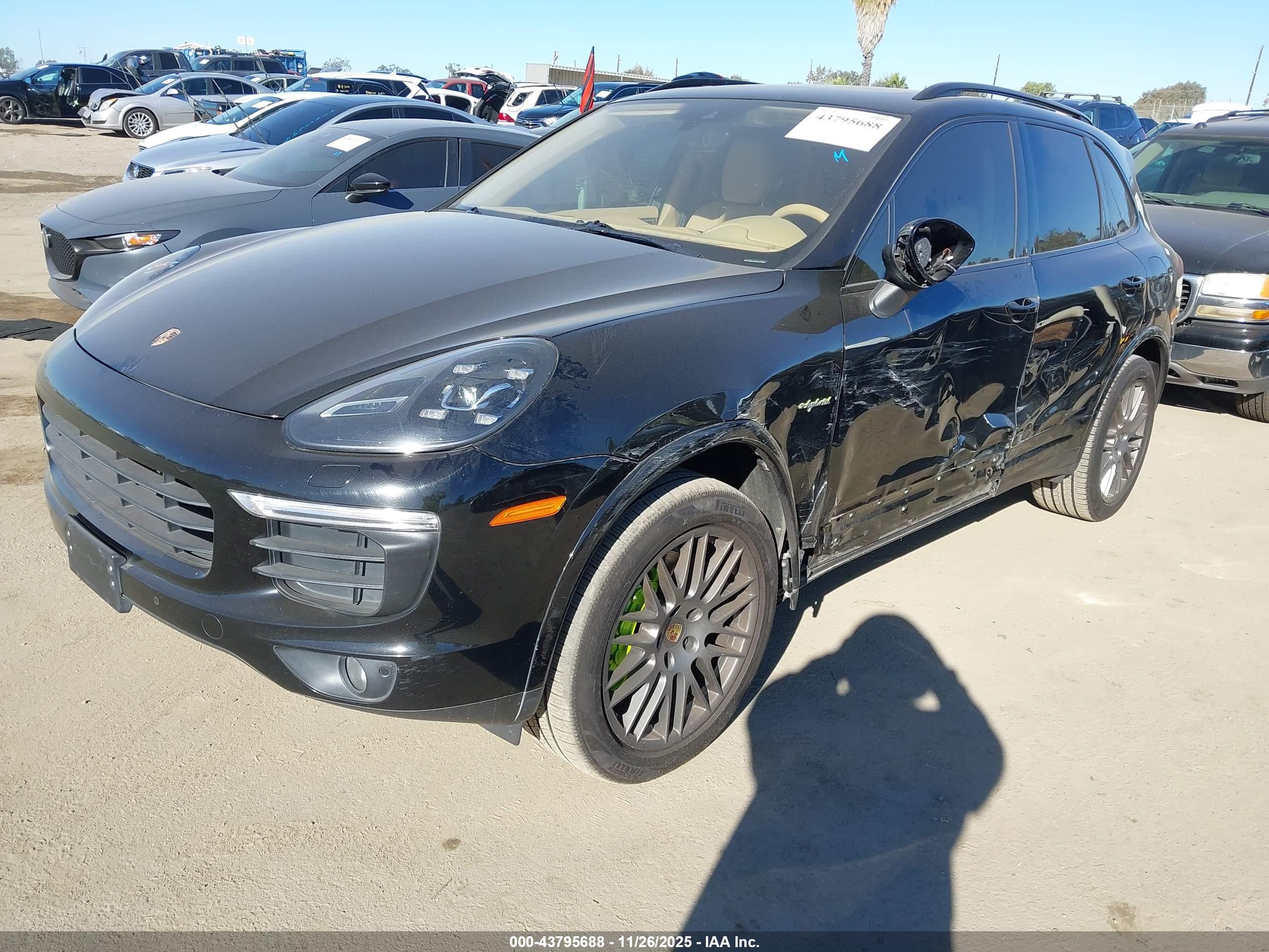 PORSCHE CAYENNE image 2