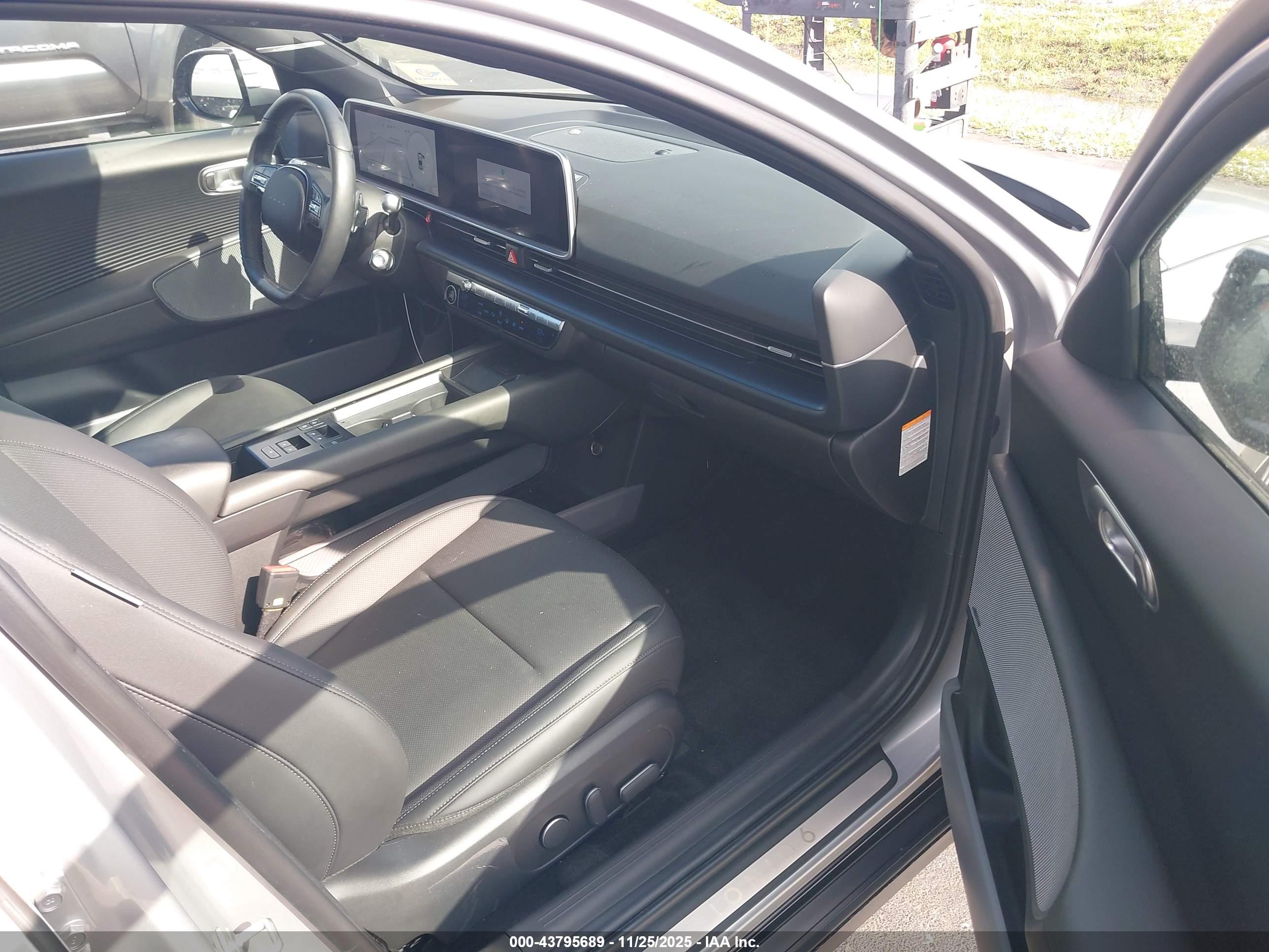 HYUNDAI IONIQ image 5