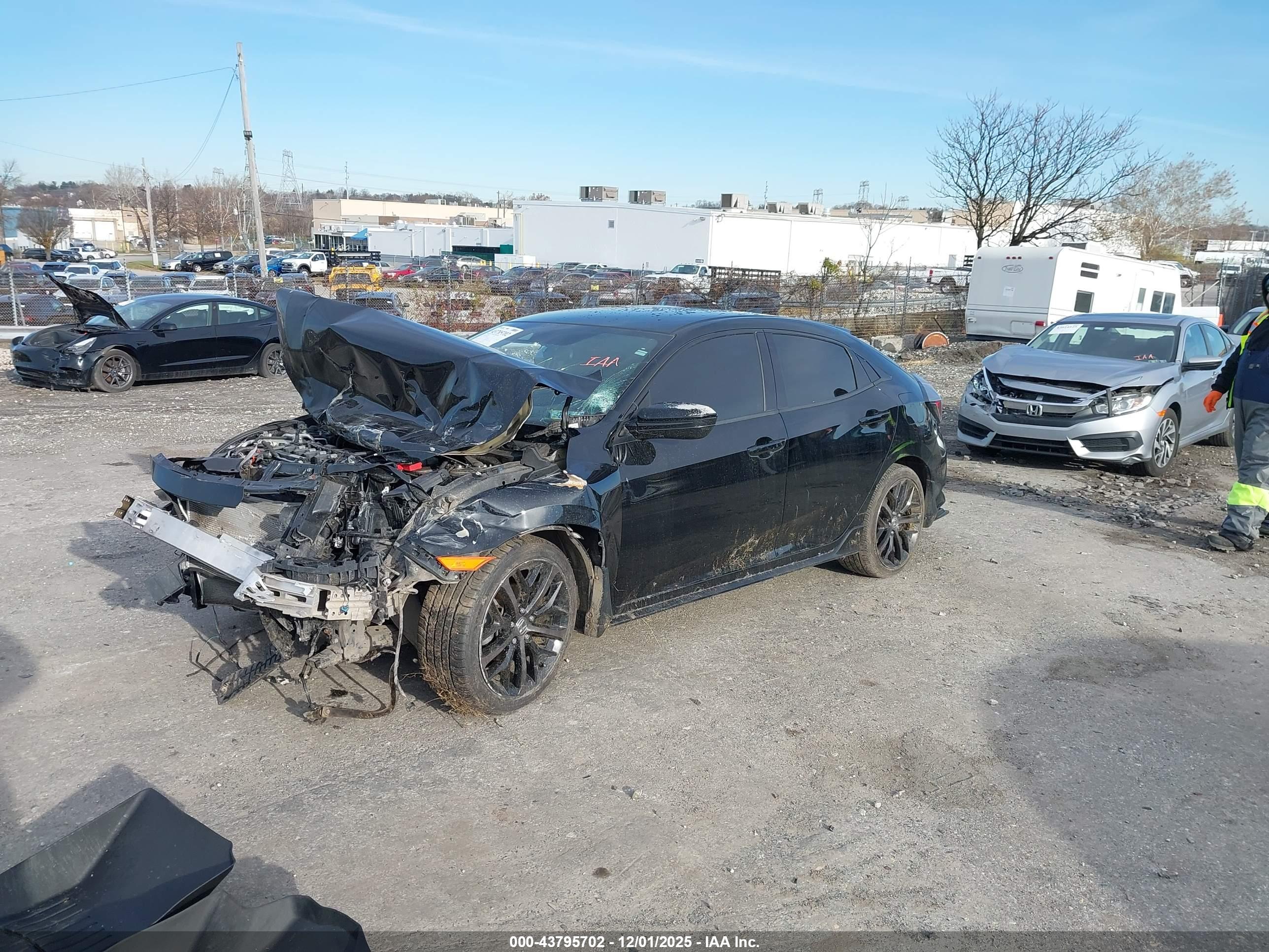 HONDA CIVIC image 2