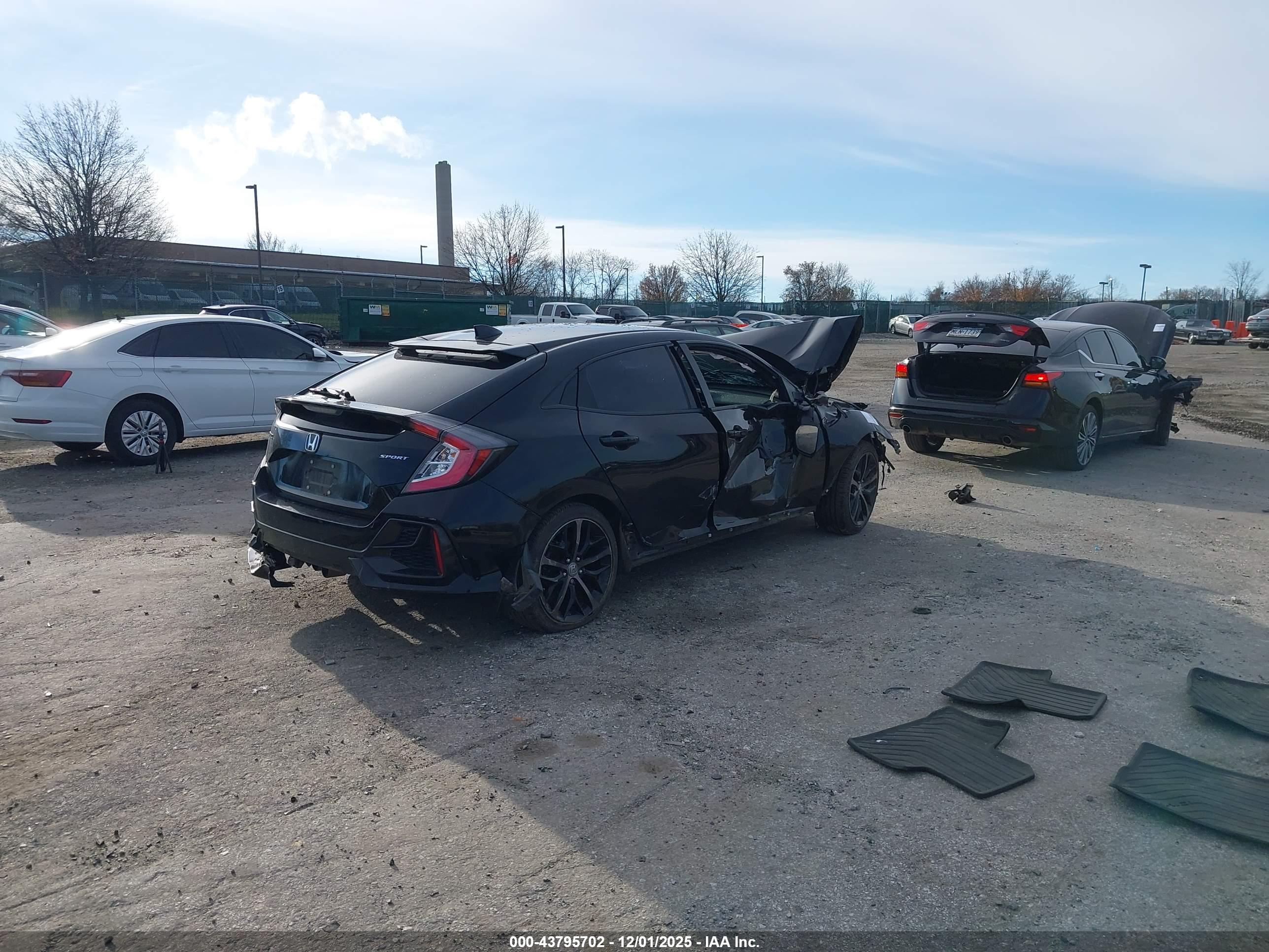 HONDA CIVIC image 4