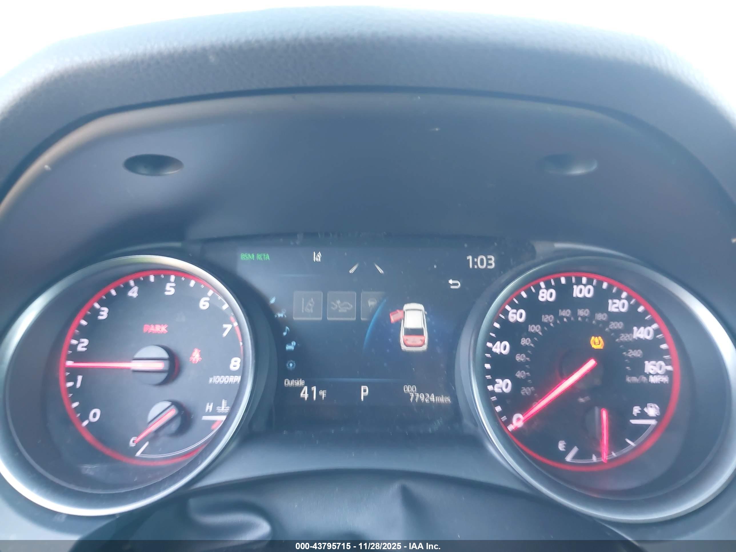 TOYOTA CAMRY image 7