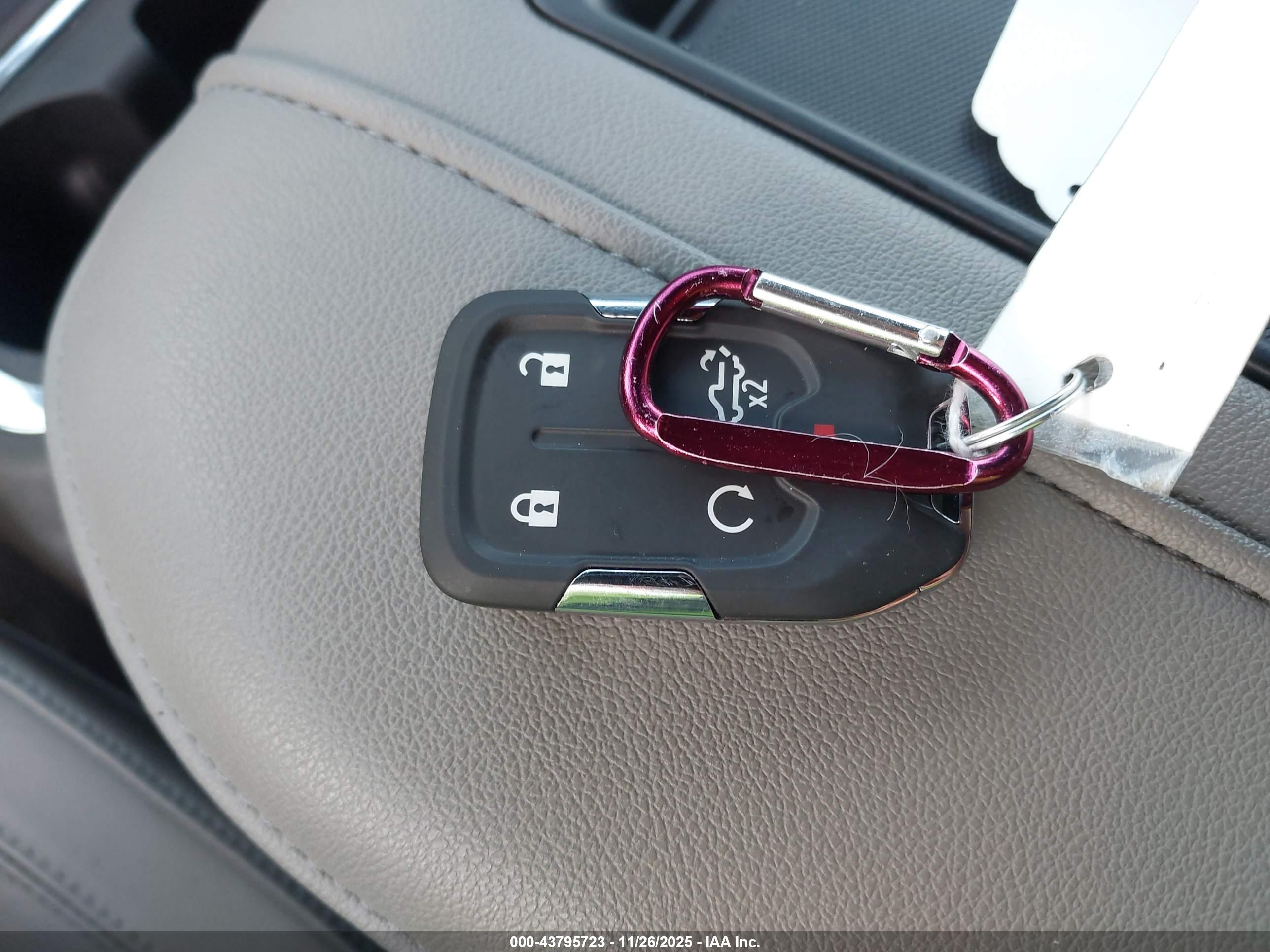 GMC SIERRA image 11
