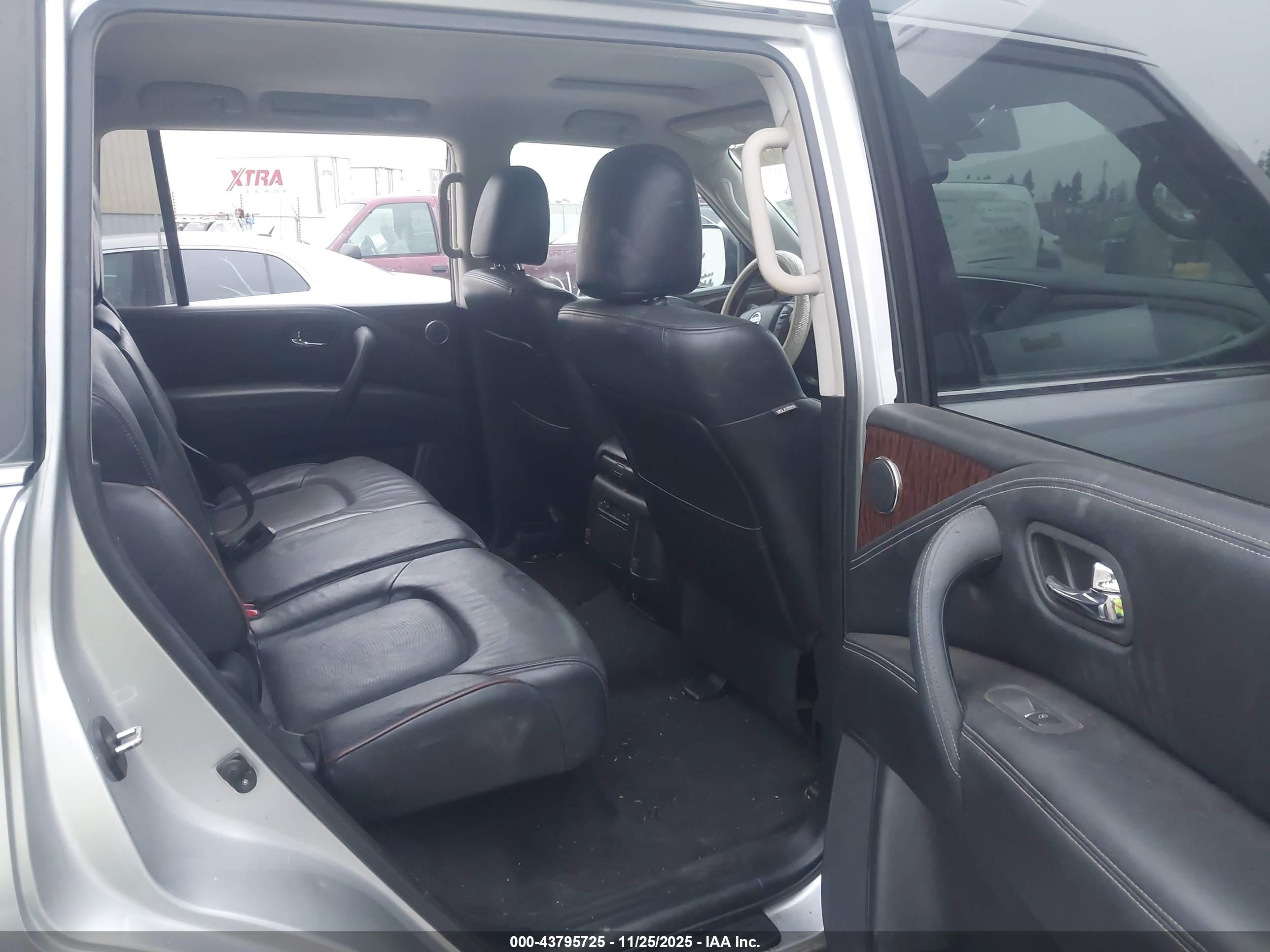 NISSAN ARMADA image 8