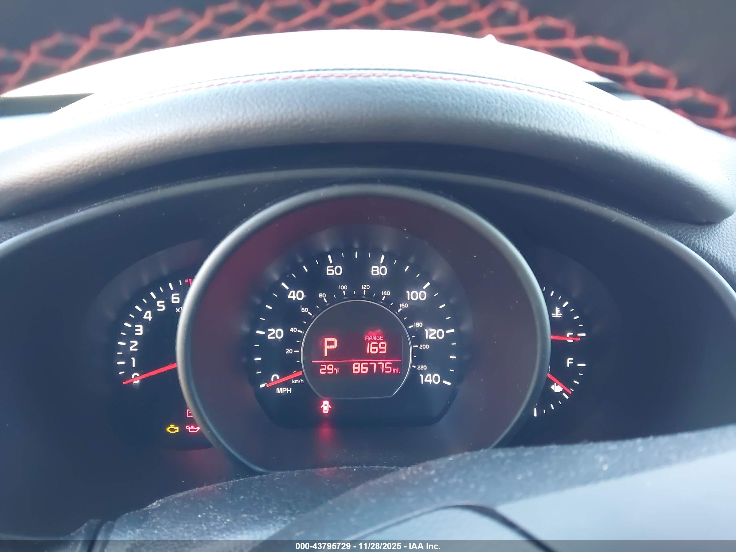 KIA SOUL image 7