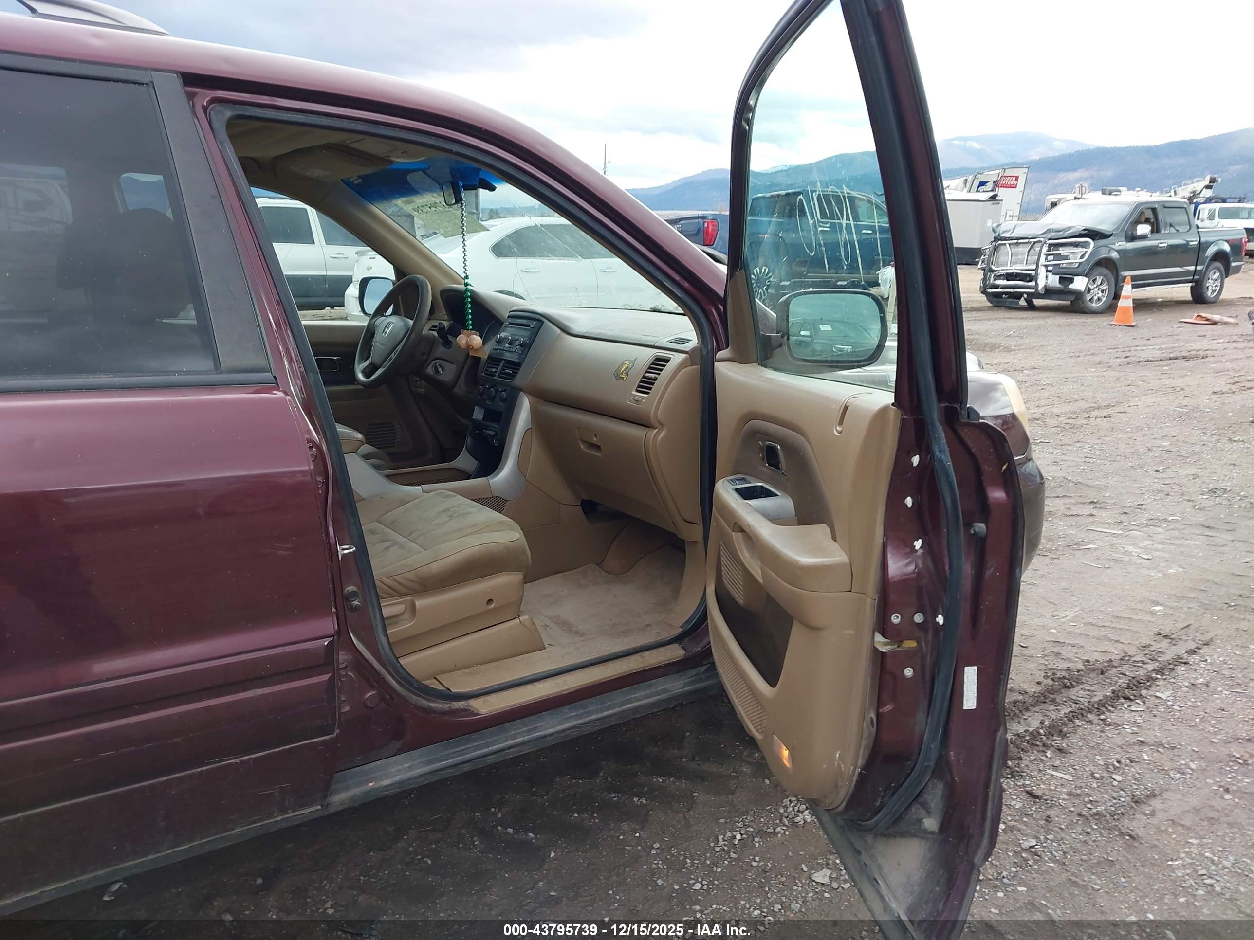 HONDA PILOT image 5