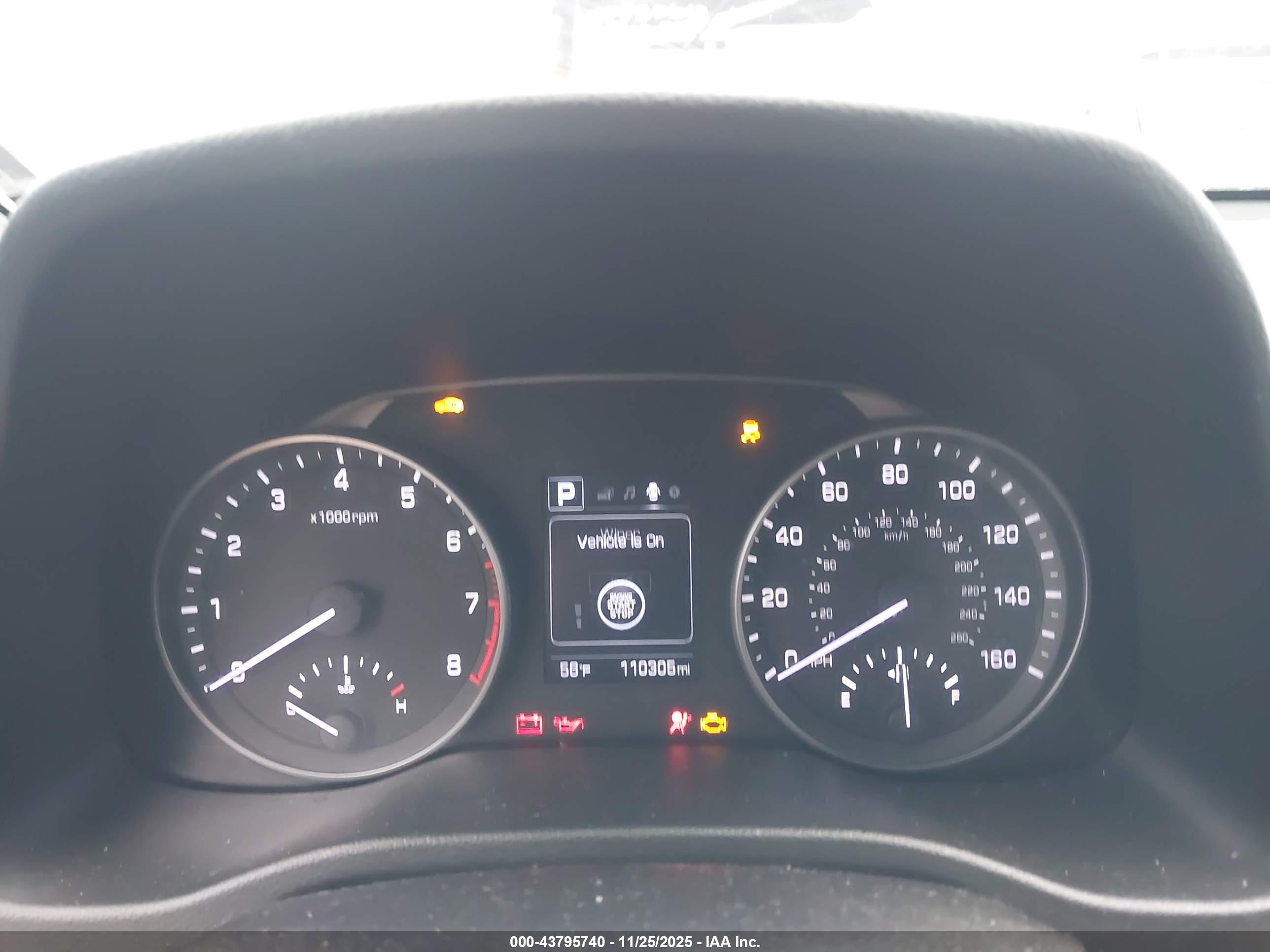 HYUNDAI ELANTRA image 7