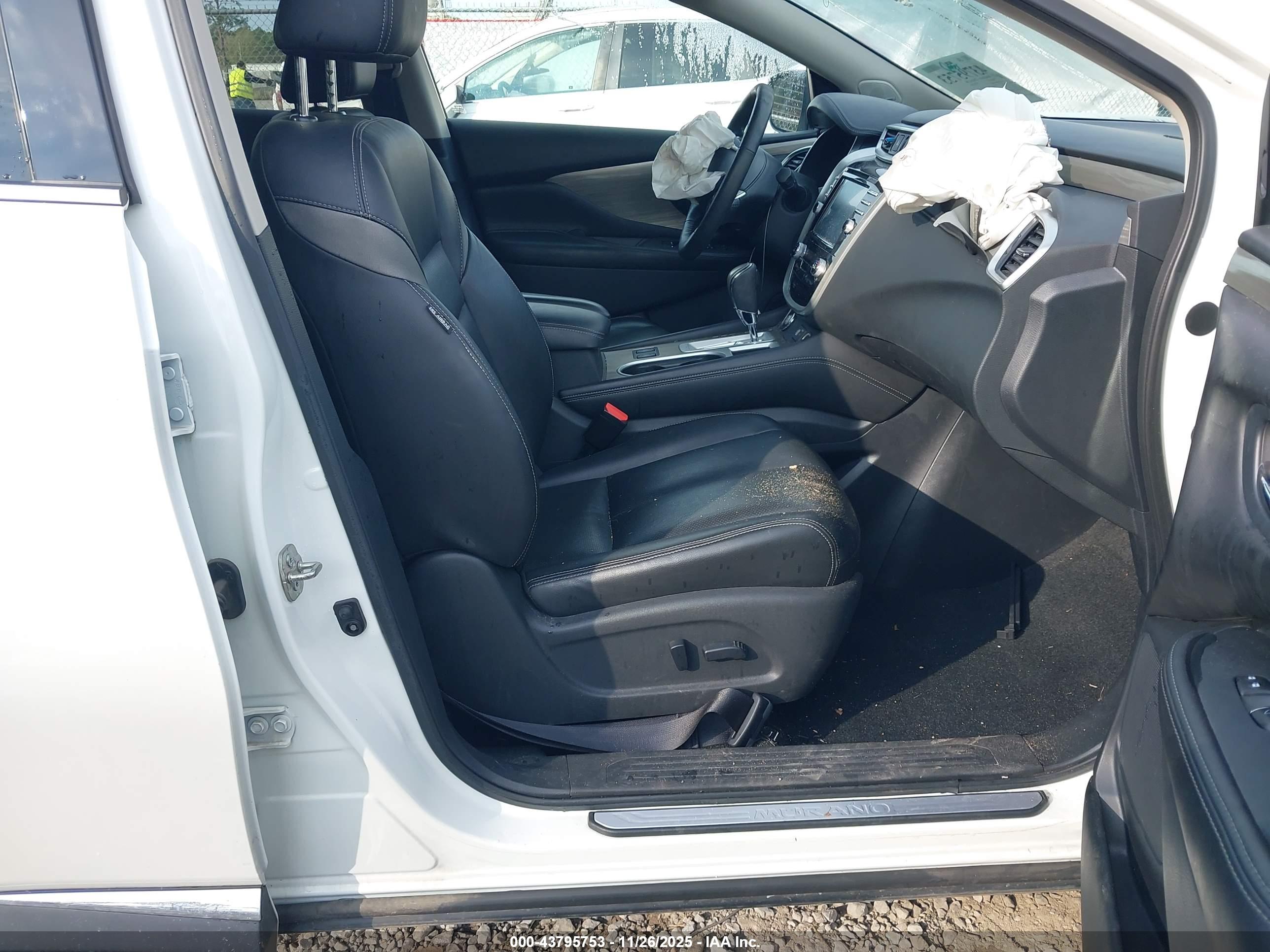 NISSAN MURANO image 5