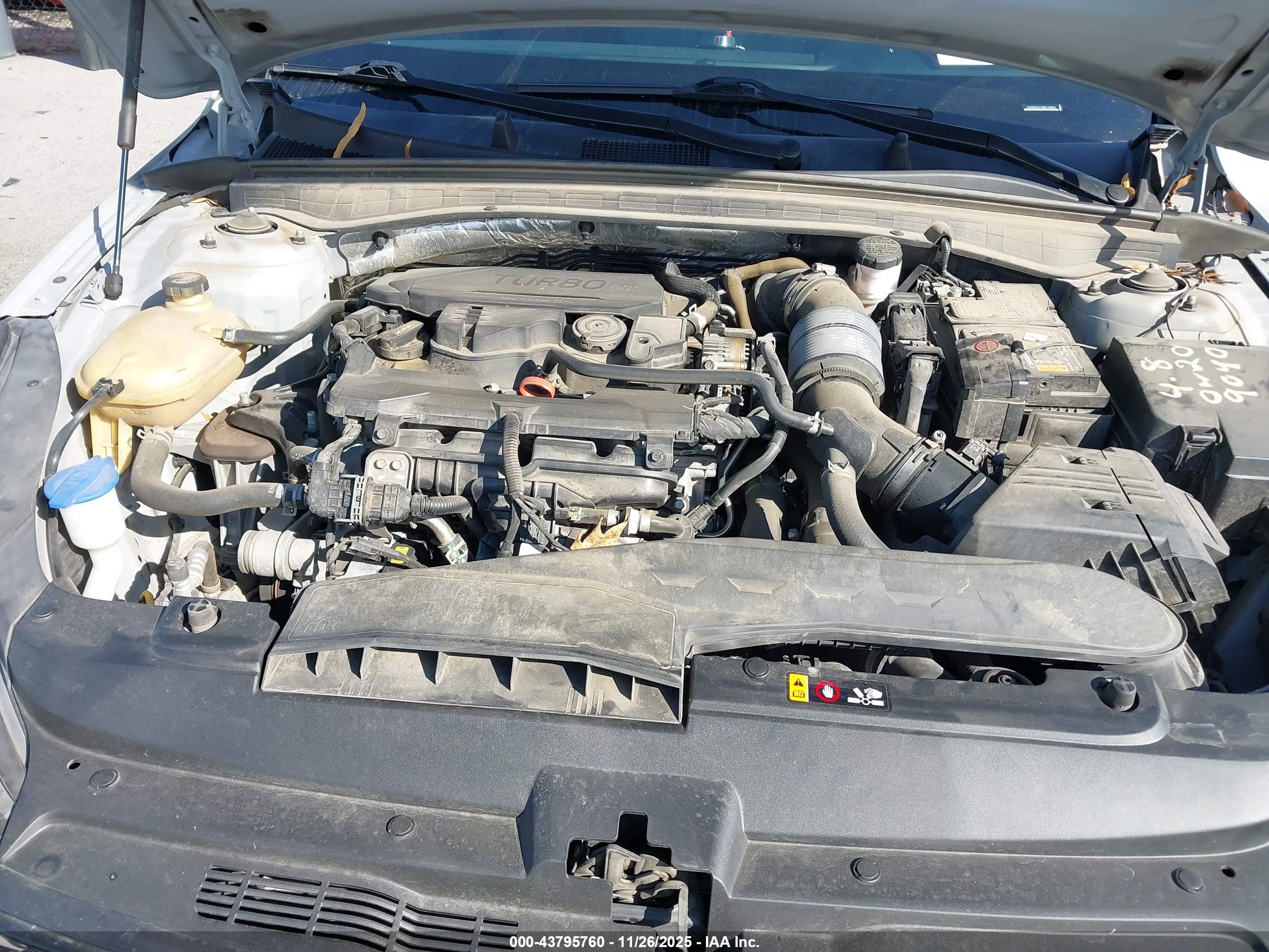 KIA K5 image 10