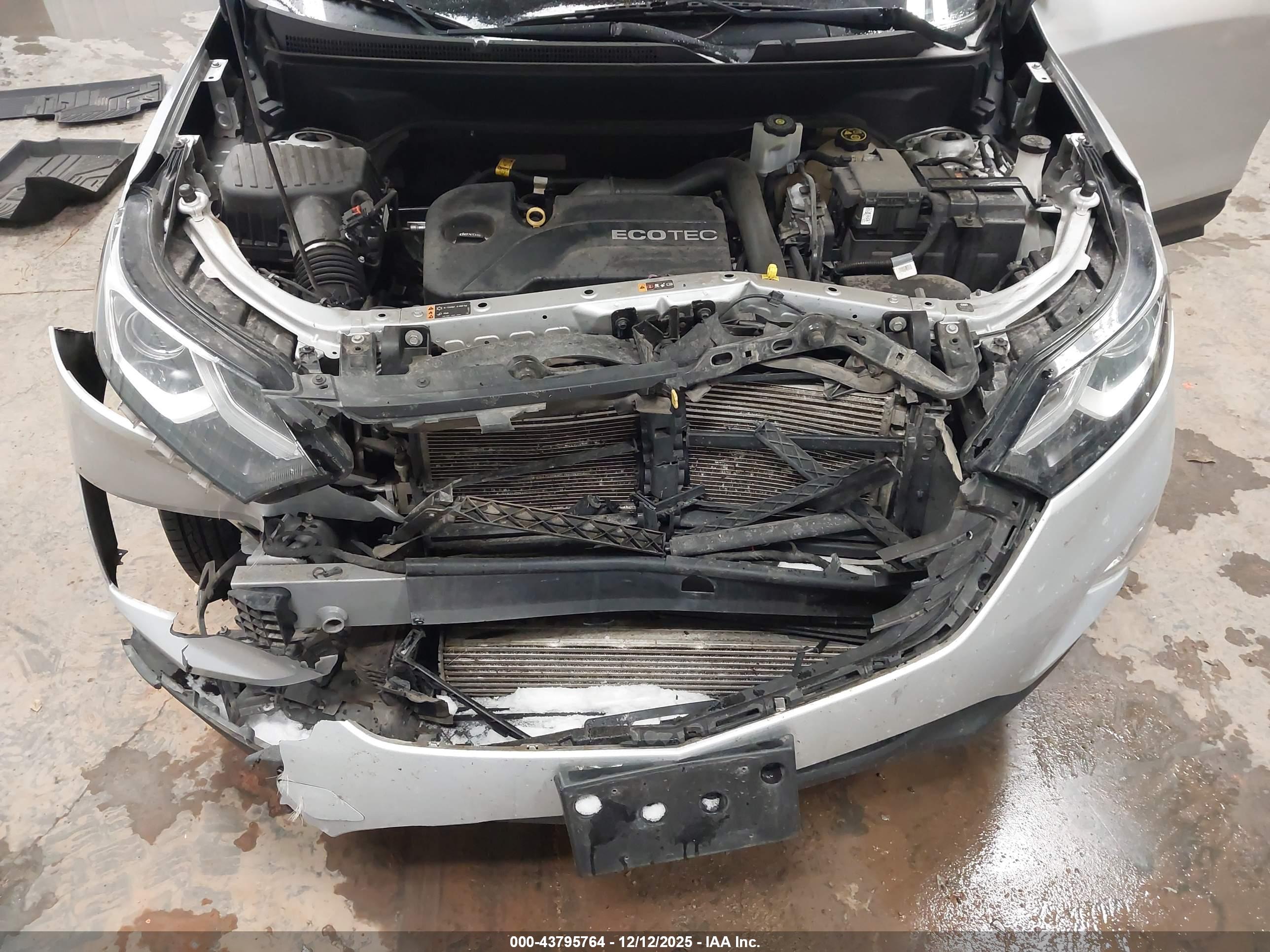 CHEVROLET EQUINOX image 10