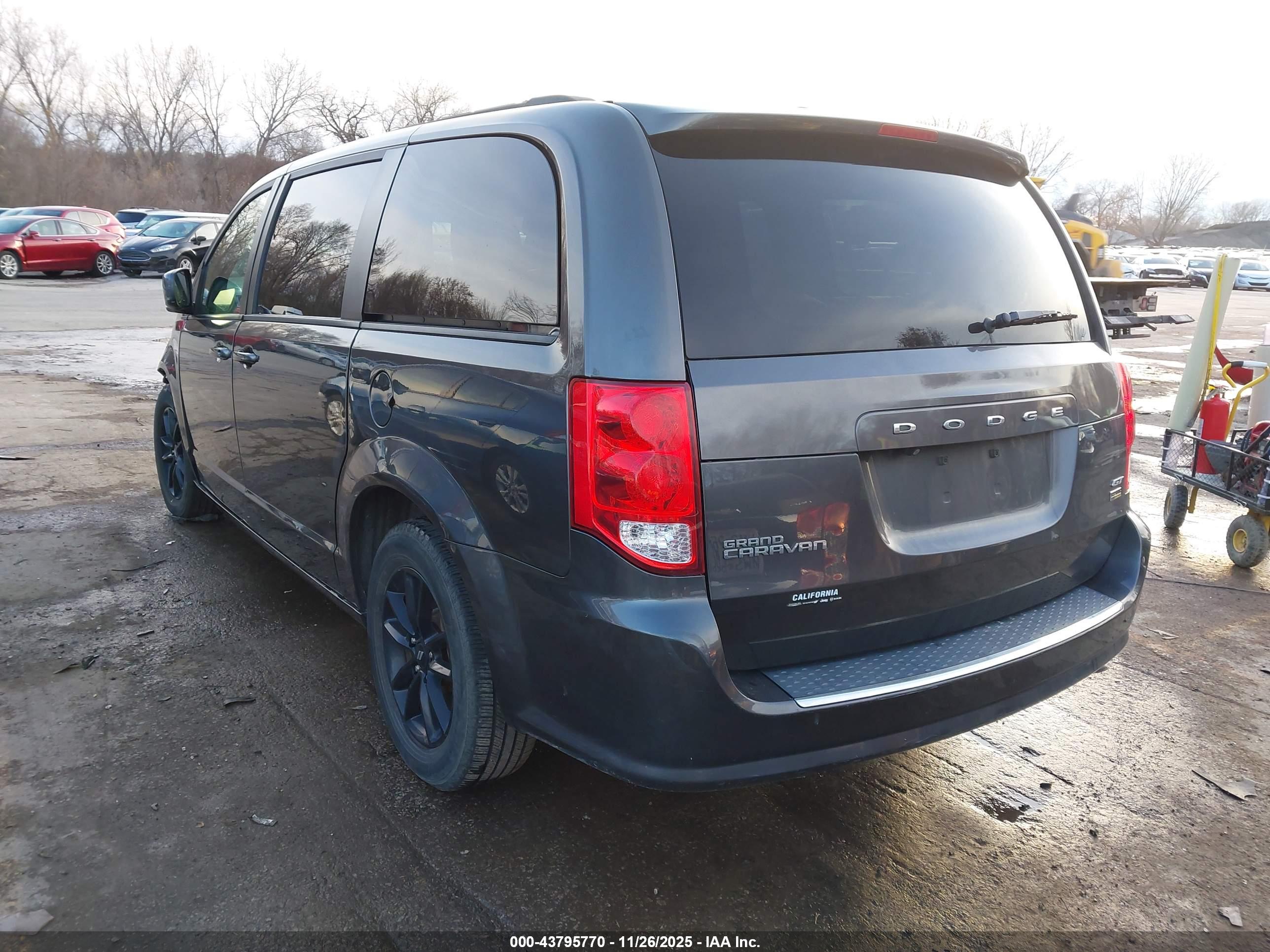DODGE GRAND image 3