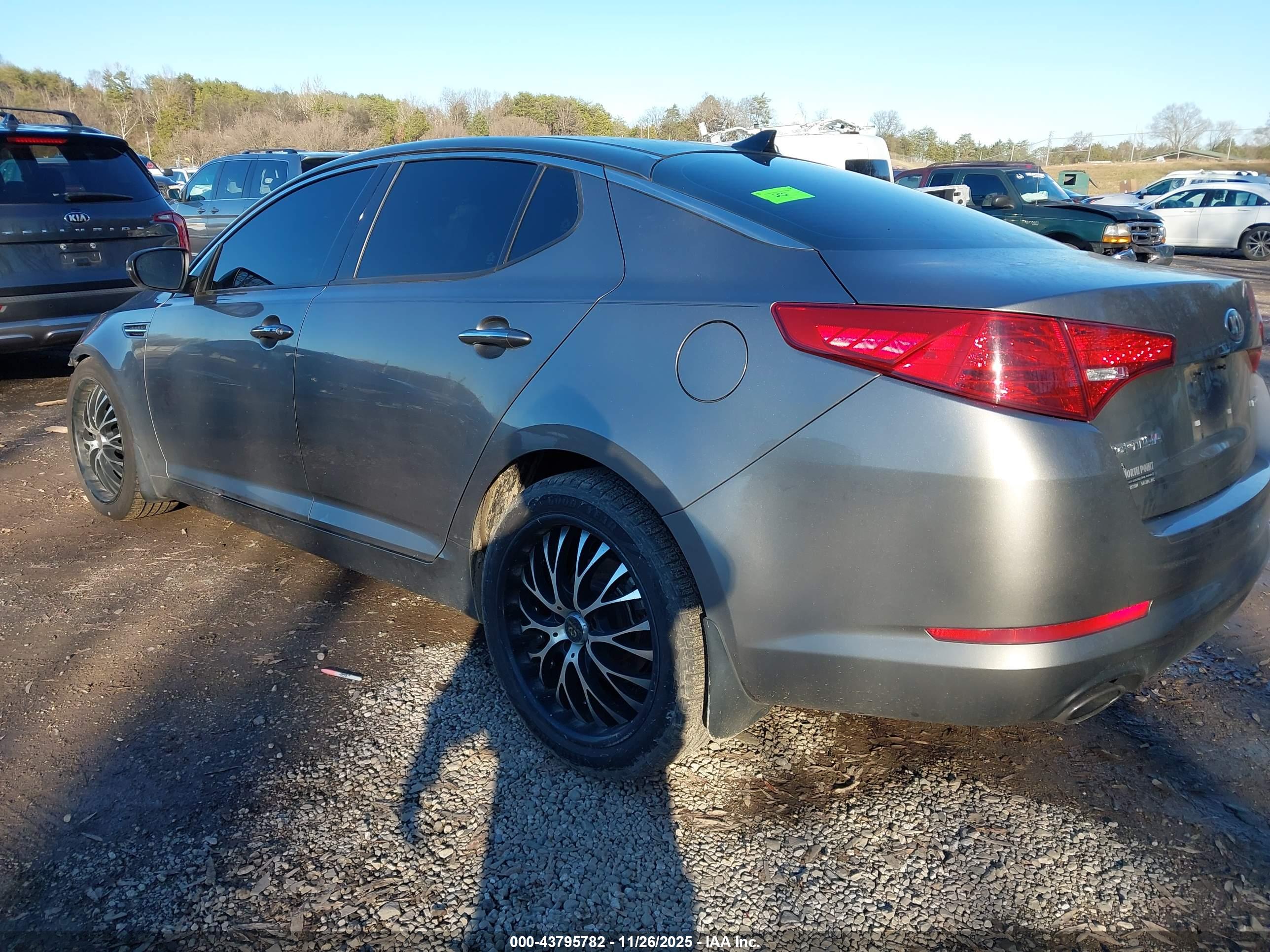 KIA OPTIMA image 3