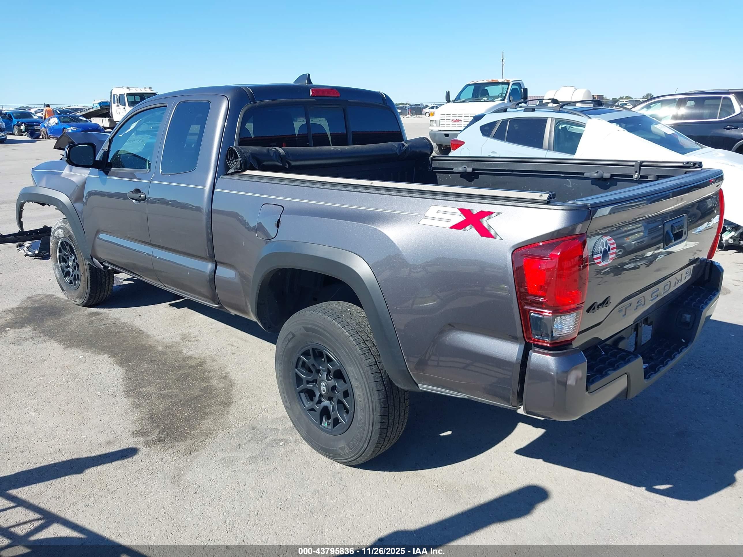 TOYOTA TACOMA image 3