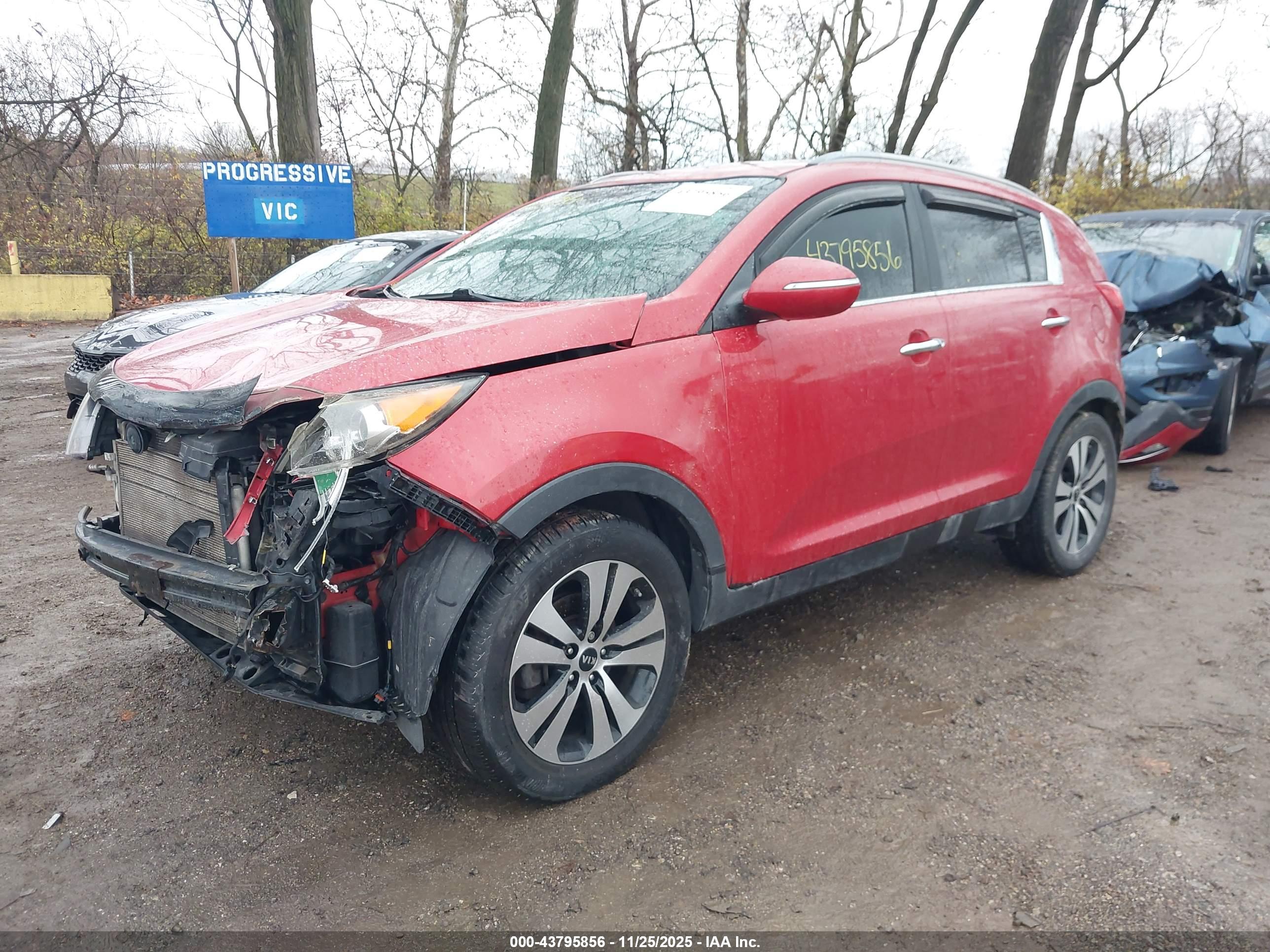 KIA SPORTAGE image 2