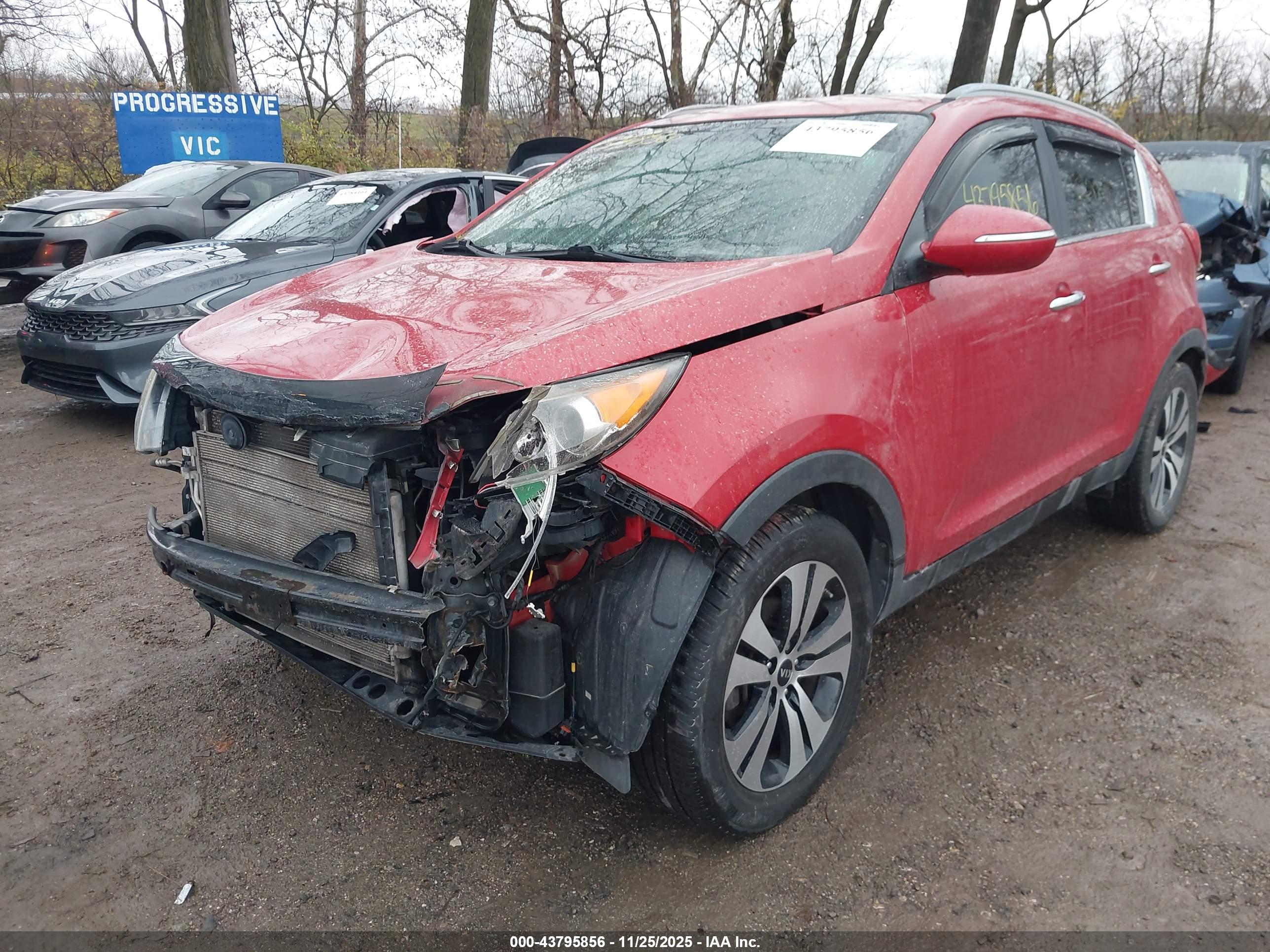 KIA SPORTAGE image 6