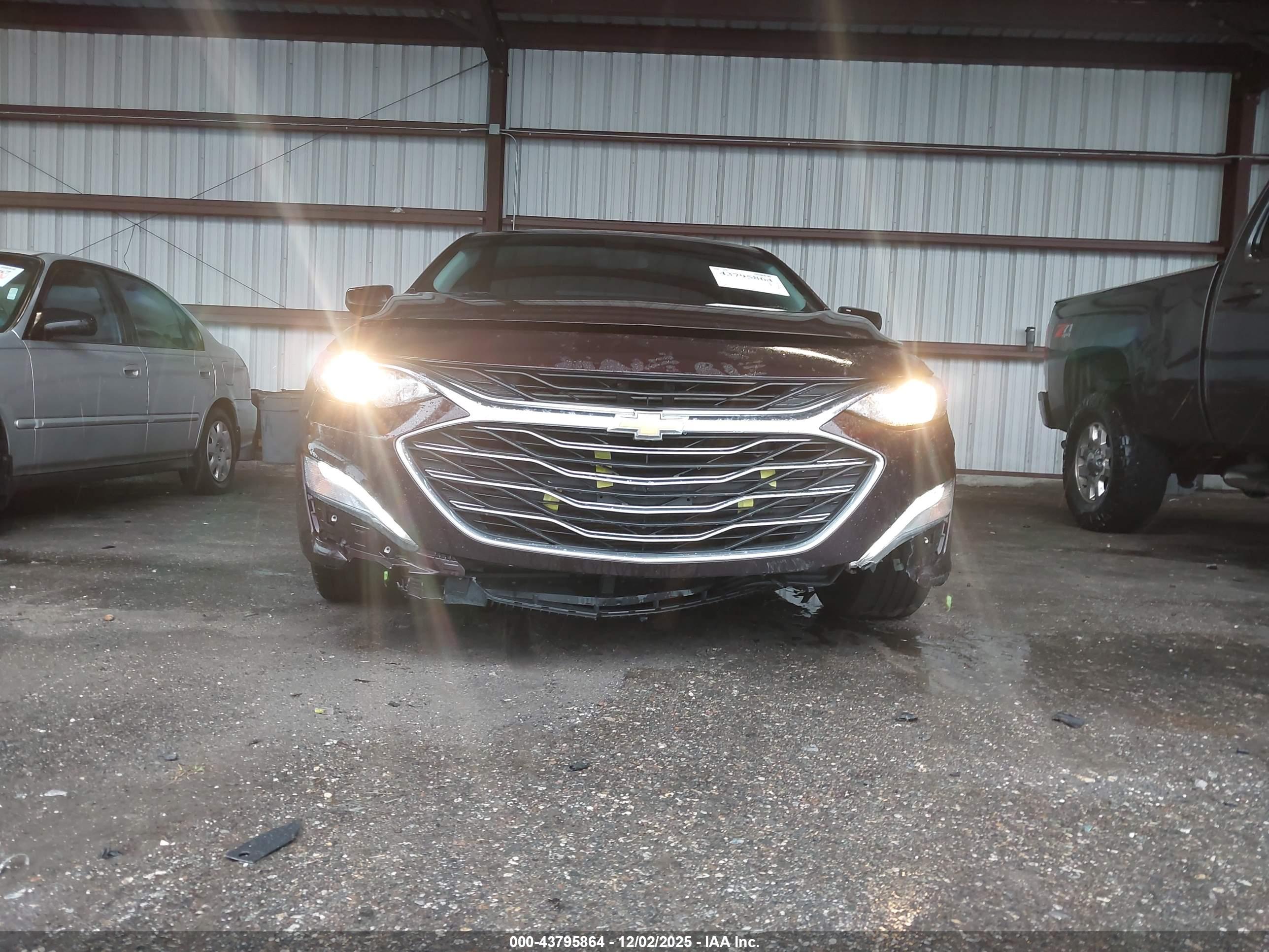 CHEVROLET MALIBU image 6
