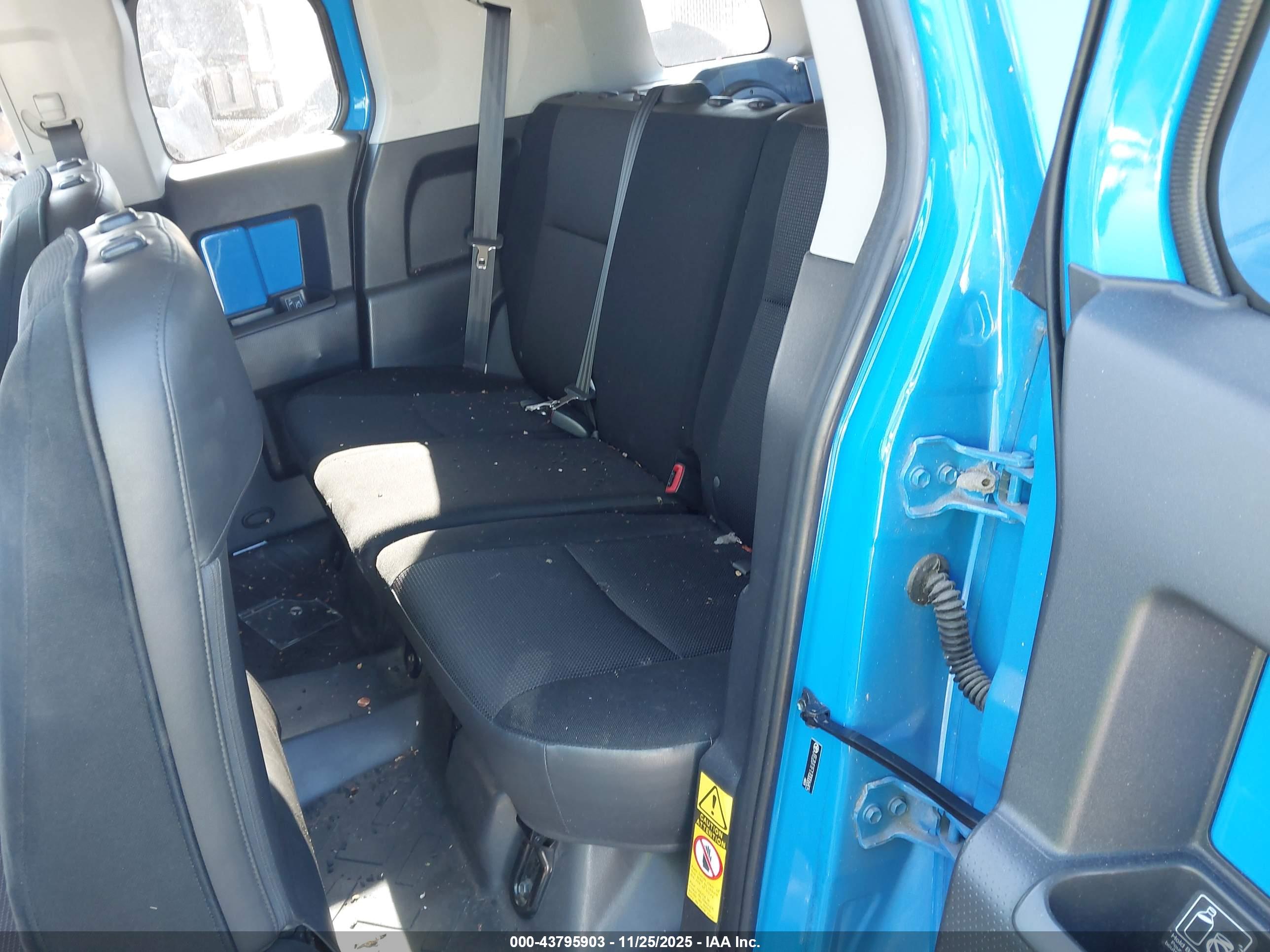 TOYOTA FJ image 8