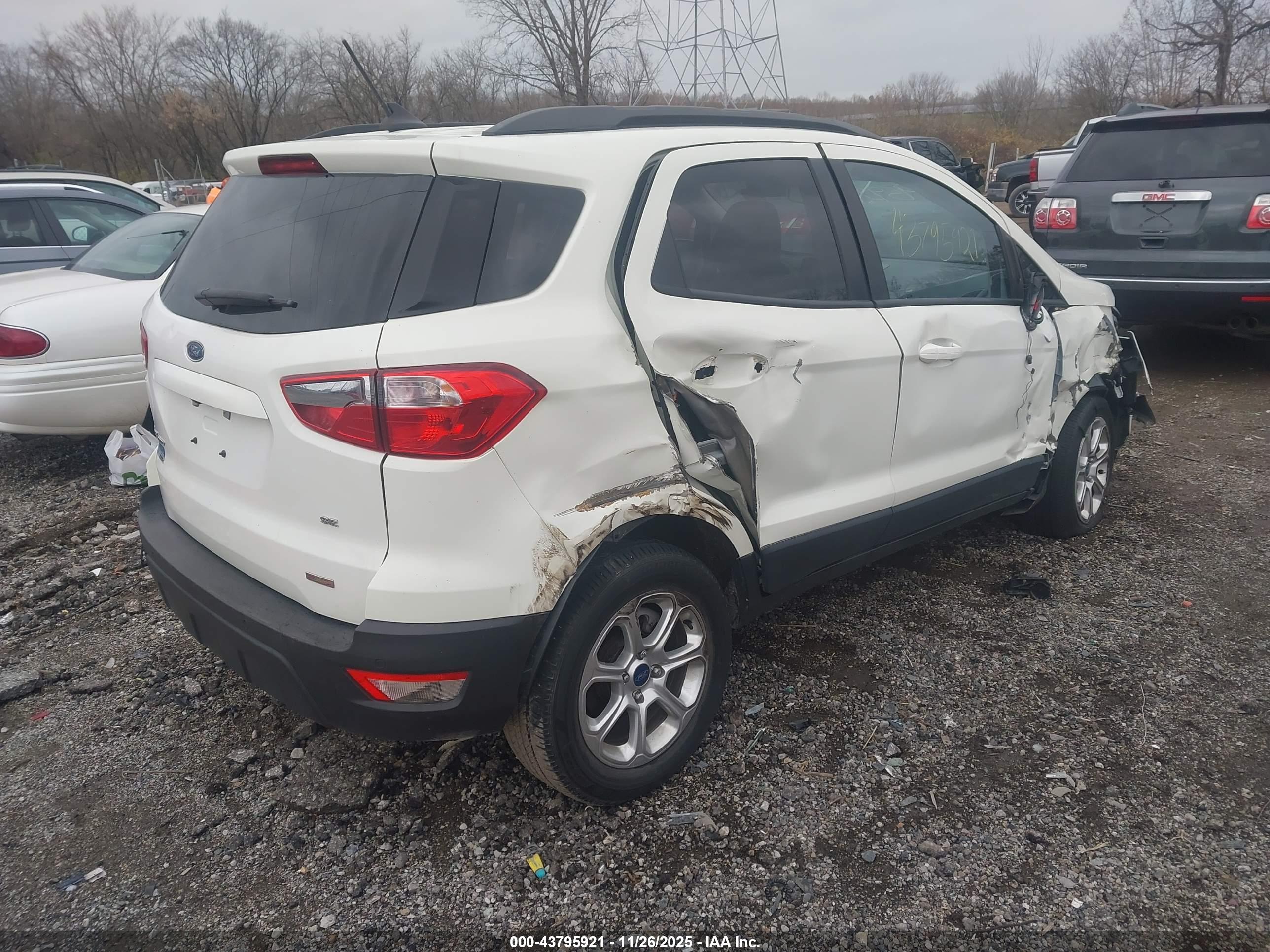 FORD ECOSPORT image 4