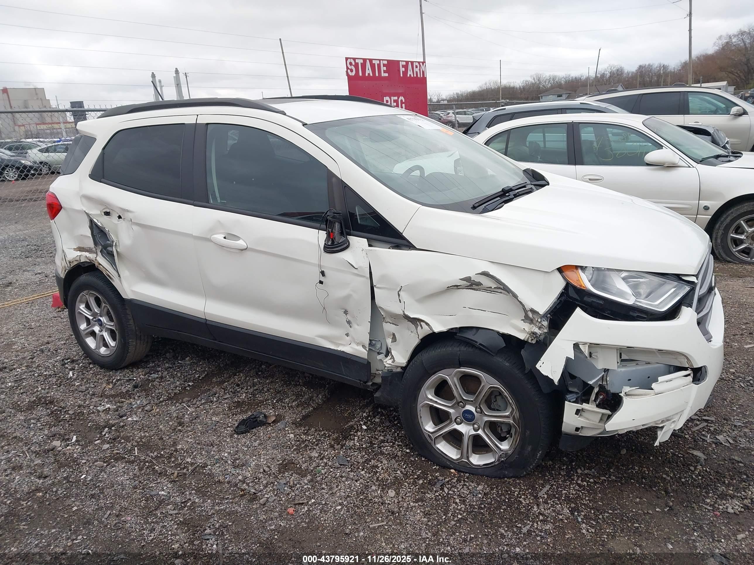 FORD ECOSPORT image 6