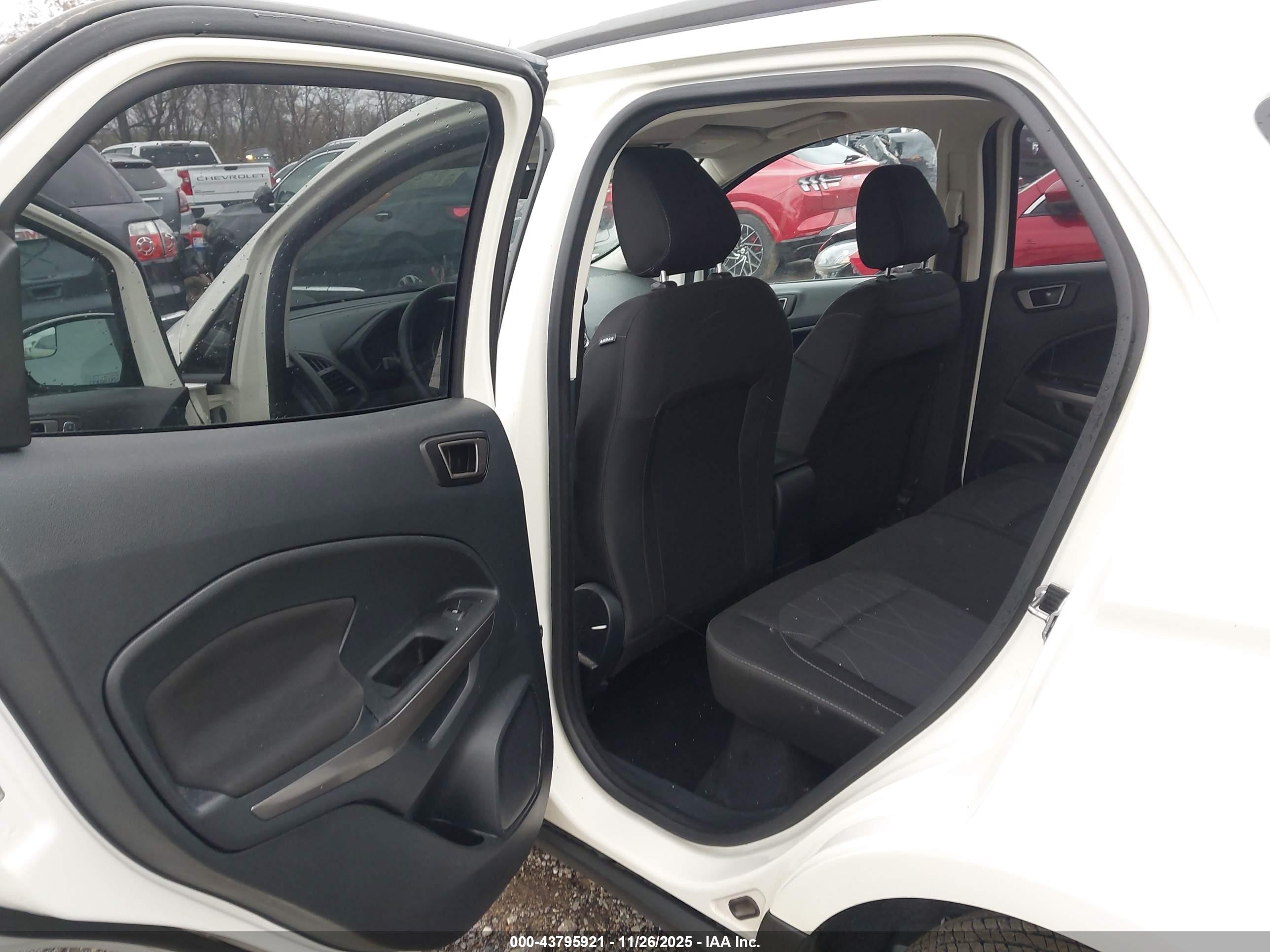 FORD ECOSPORT image 8