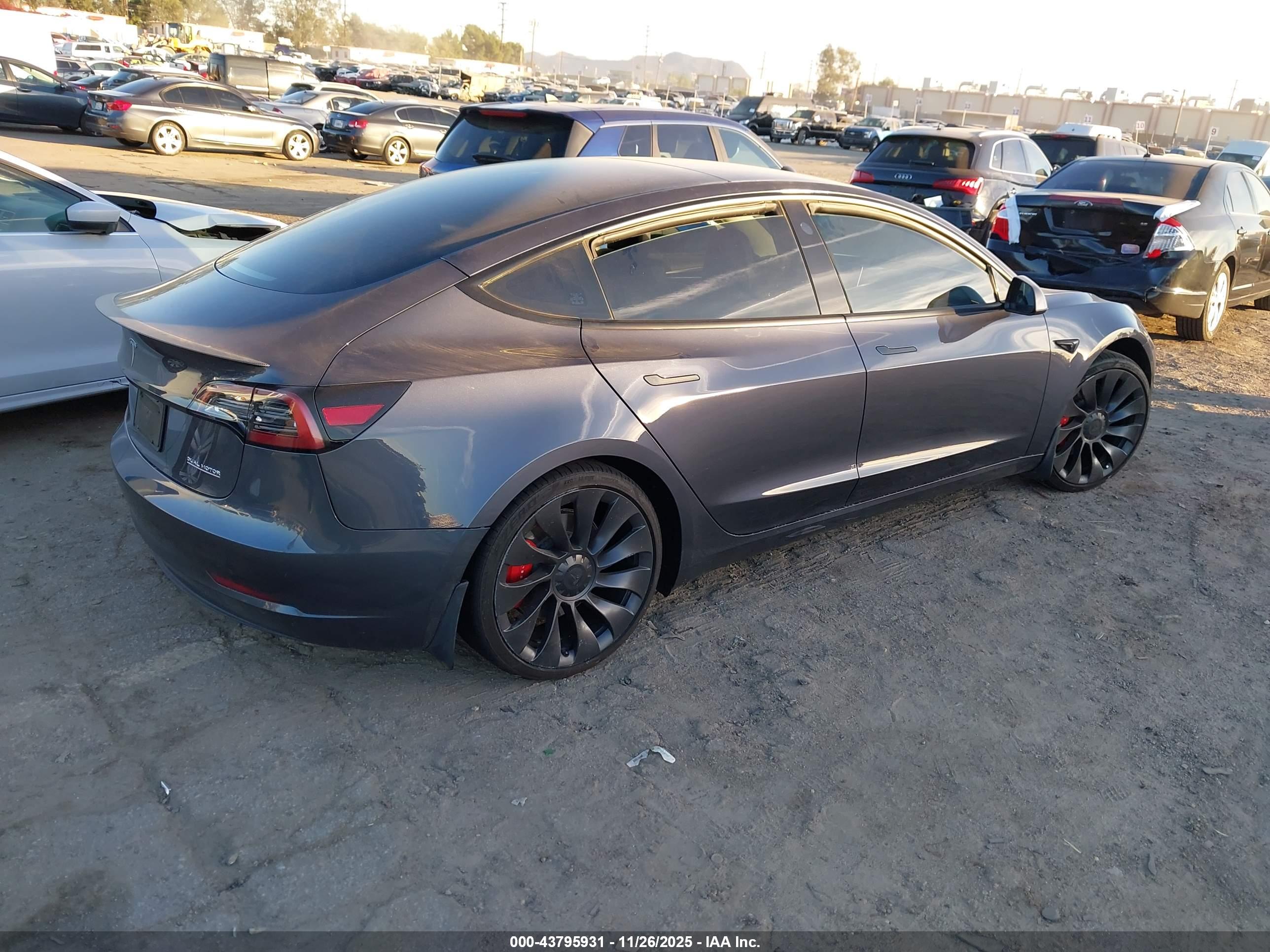 TESLA MODEL image 4