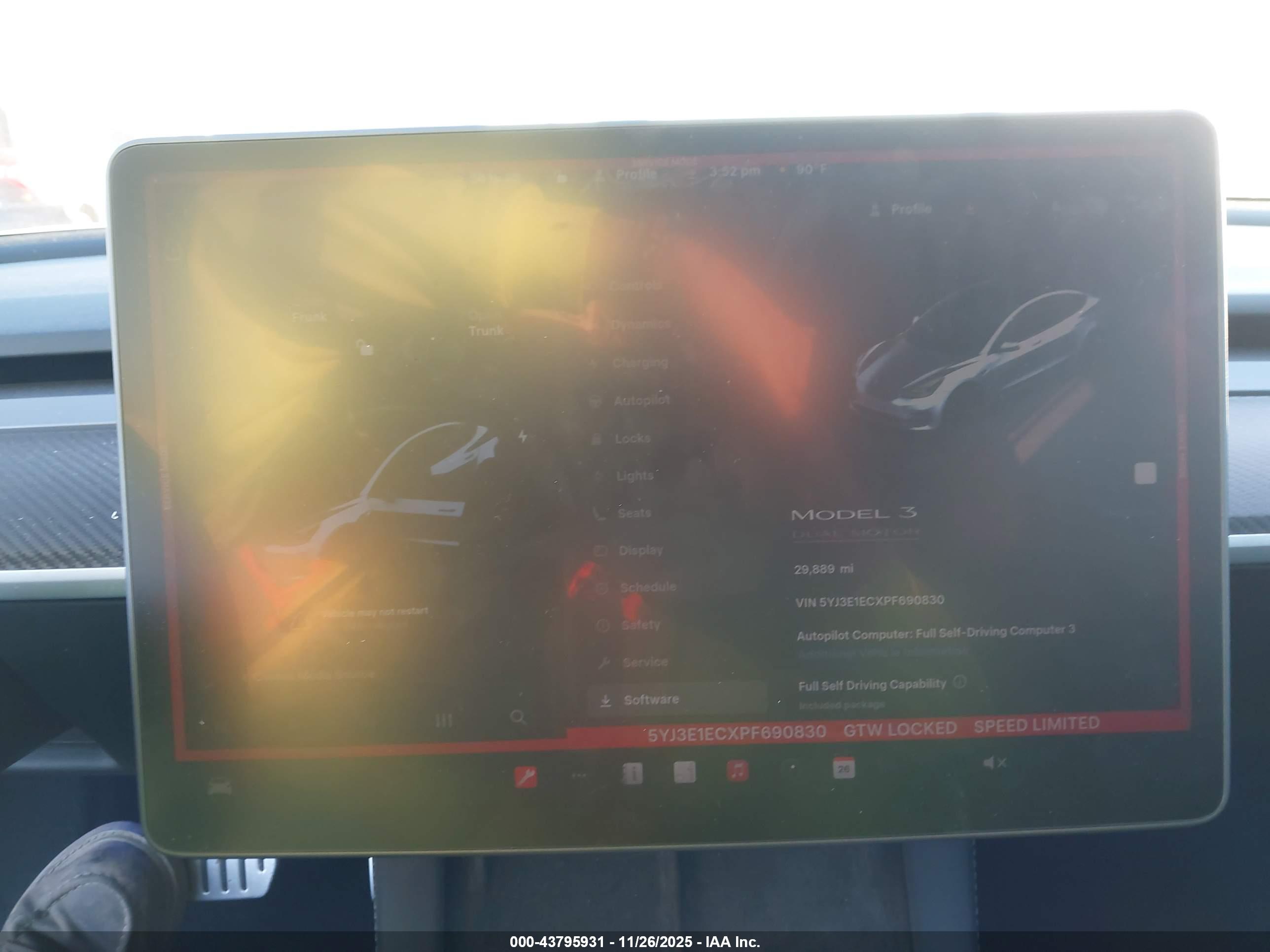TESLA MODEL image 7