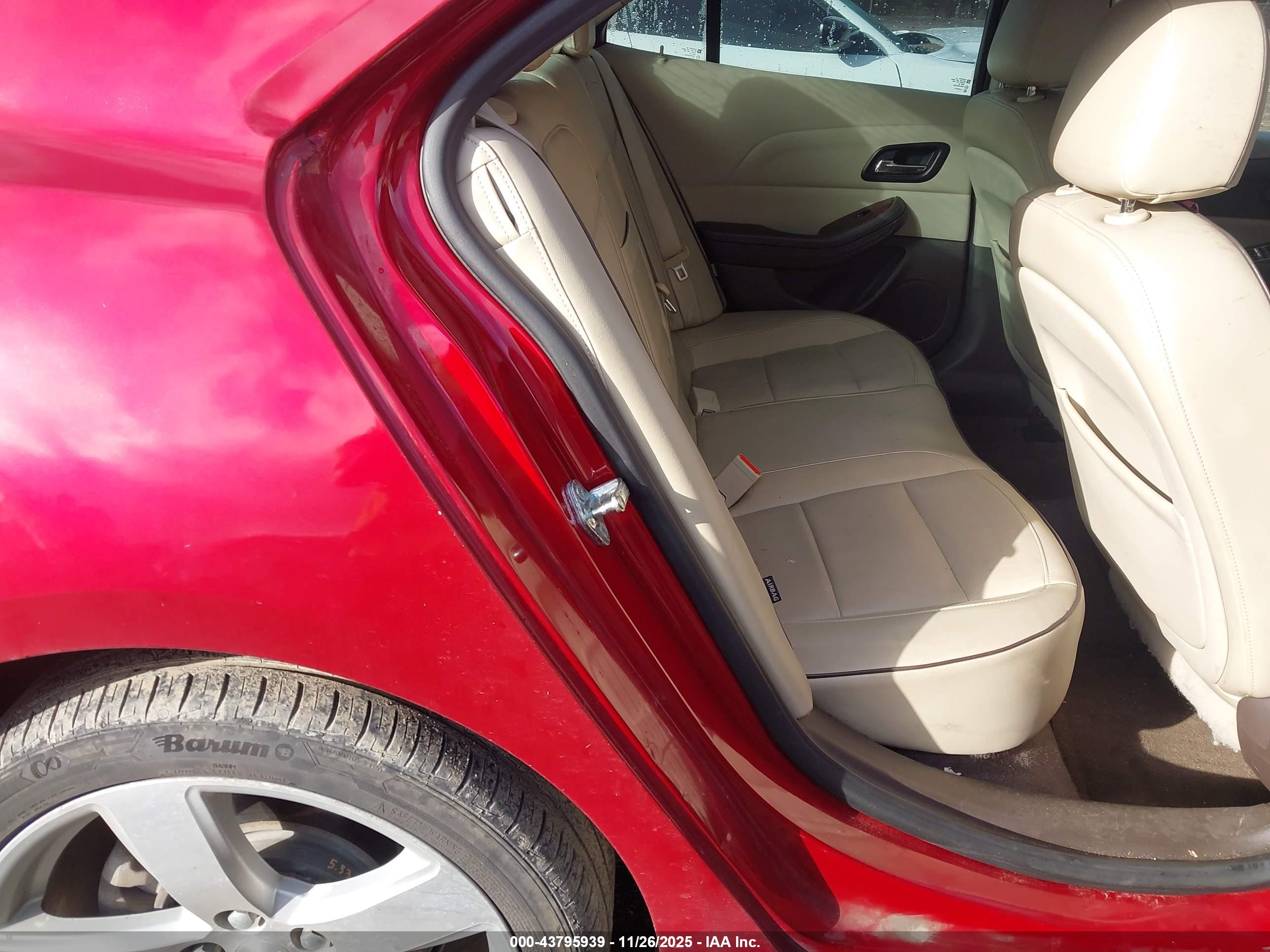 CHEVROLET MALIBU image 8