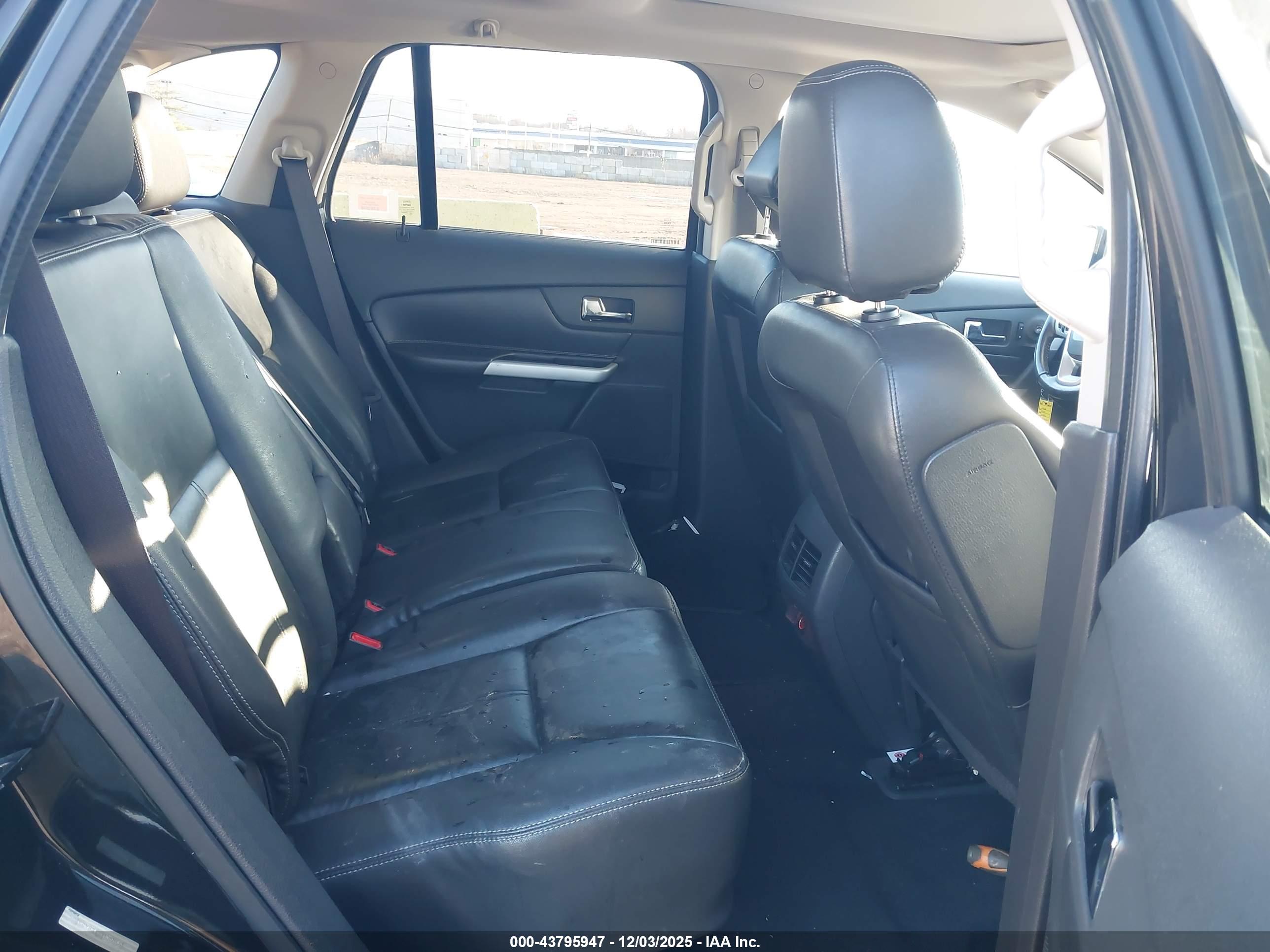 FORD EDGE image 8