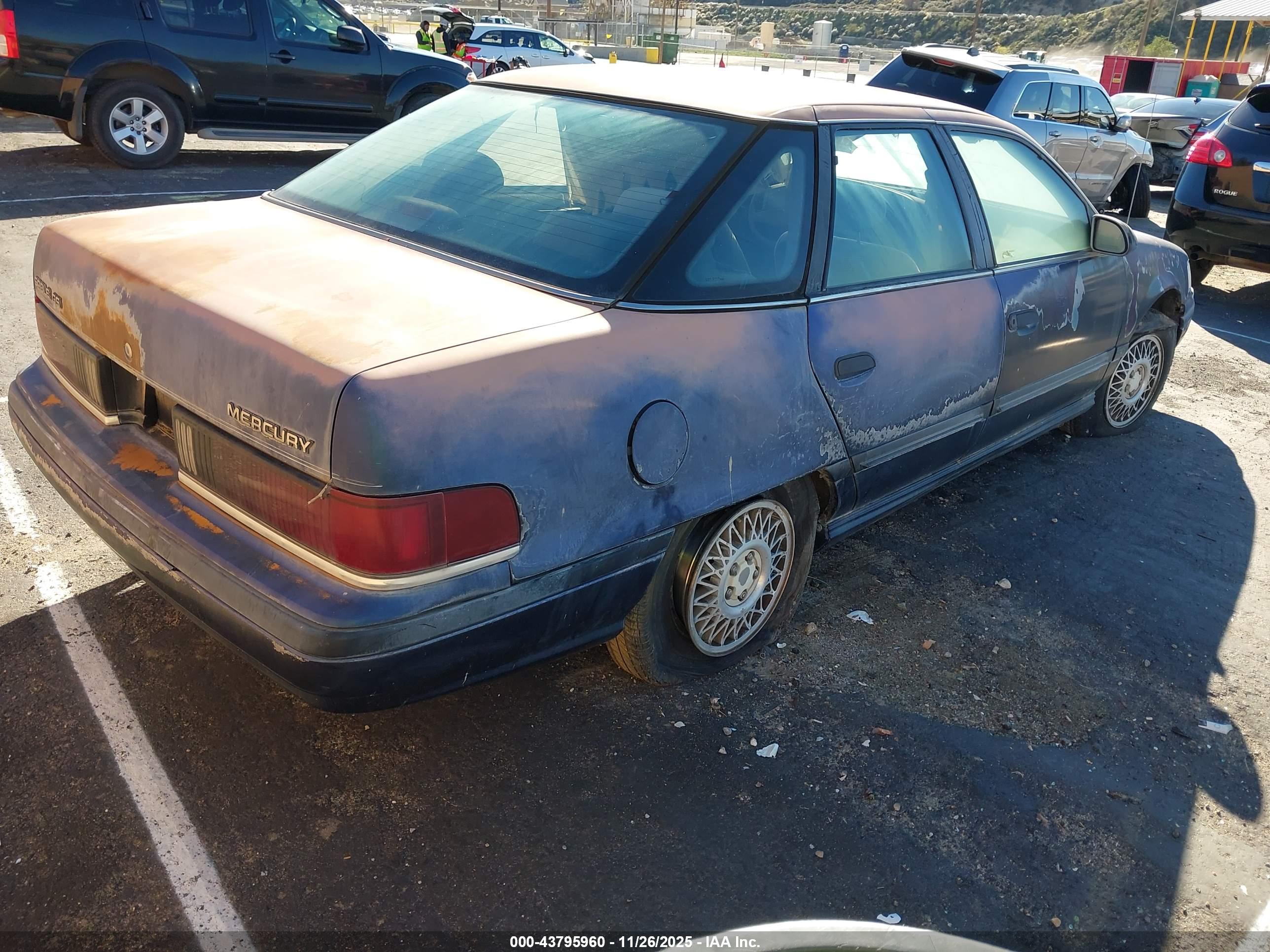 MERCURY SABLE image 4