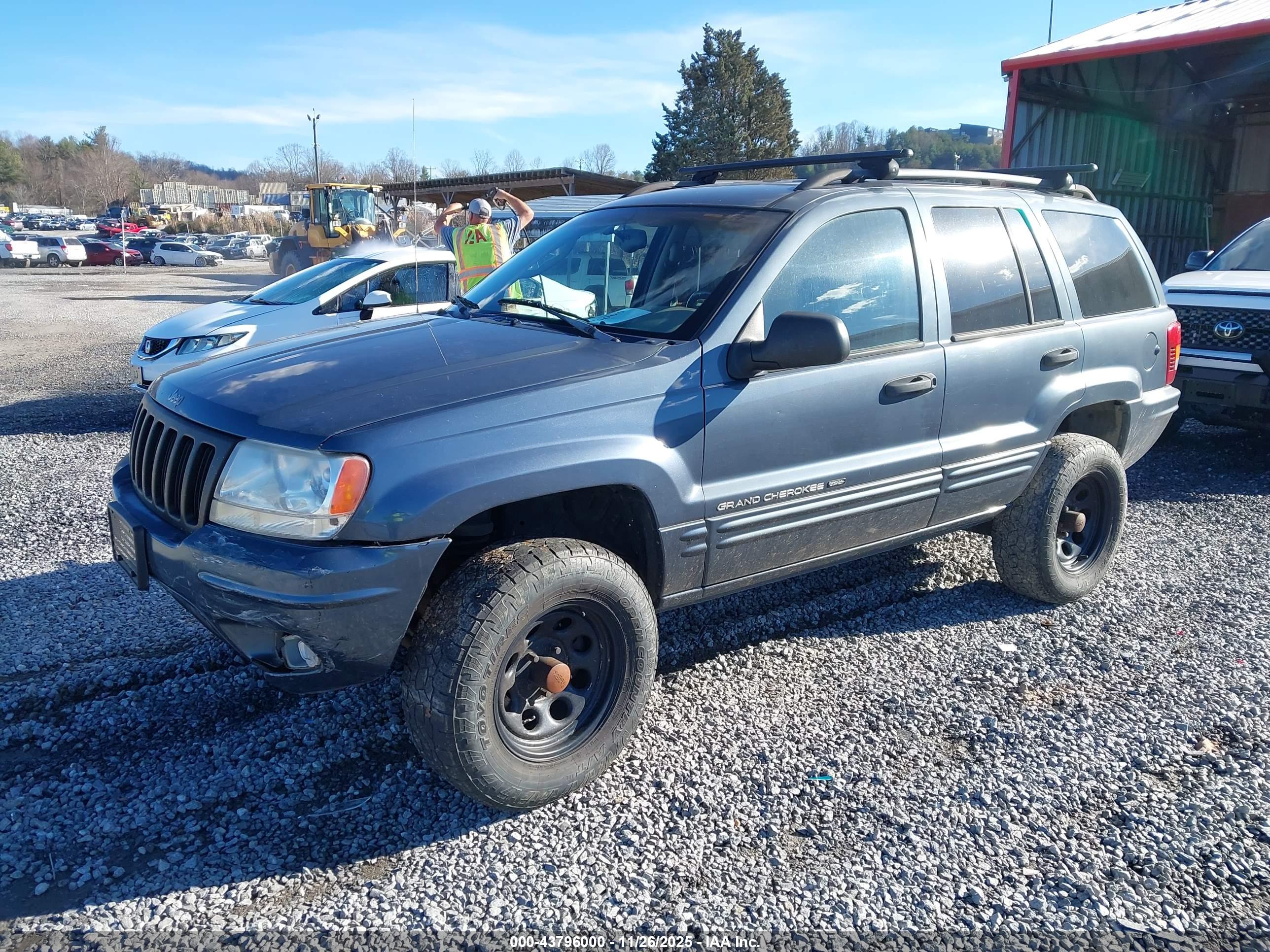 JEEP GRAND image 2