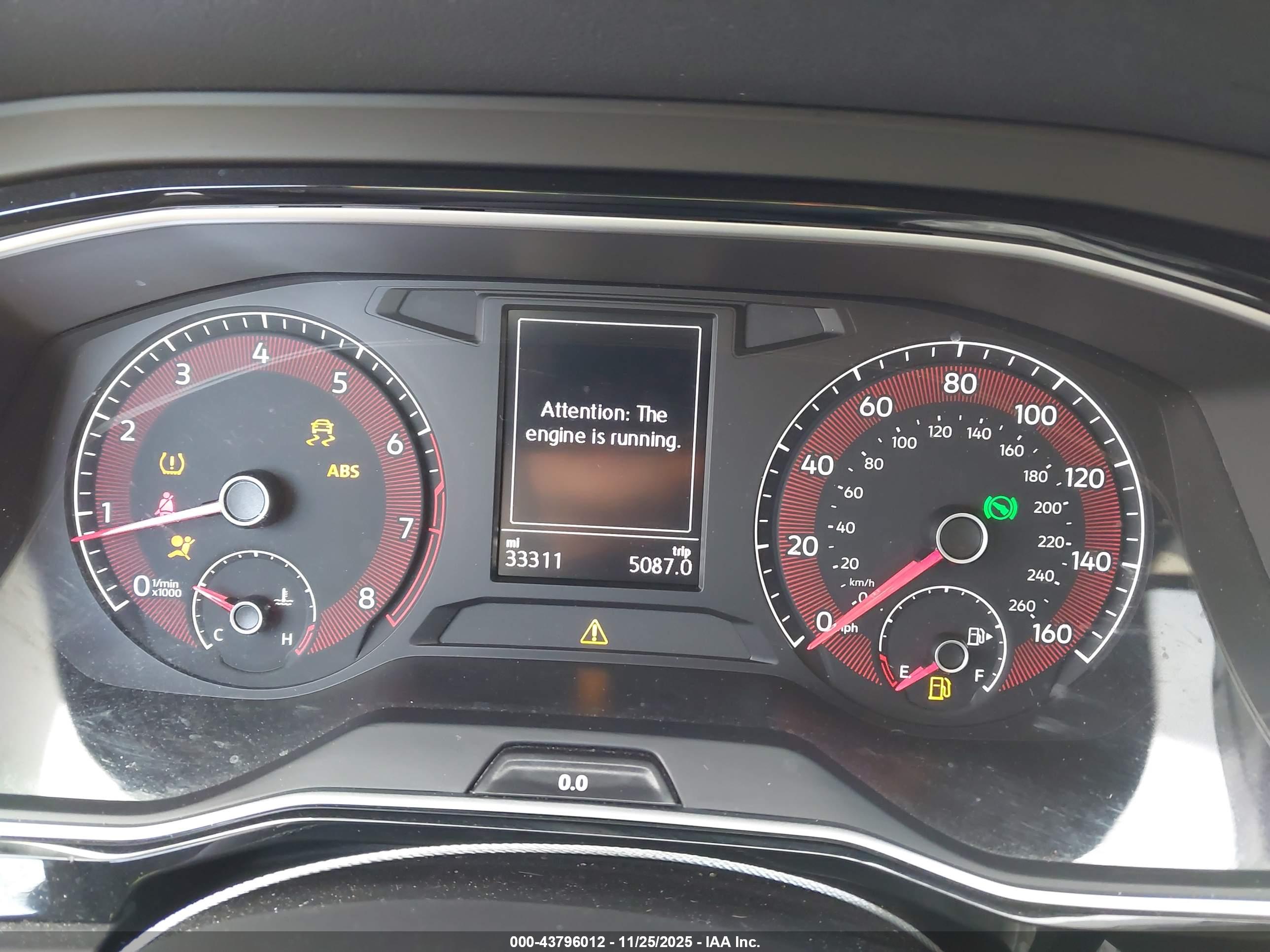 VOLKSWAGEN JETTA image 7
