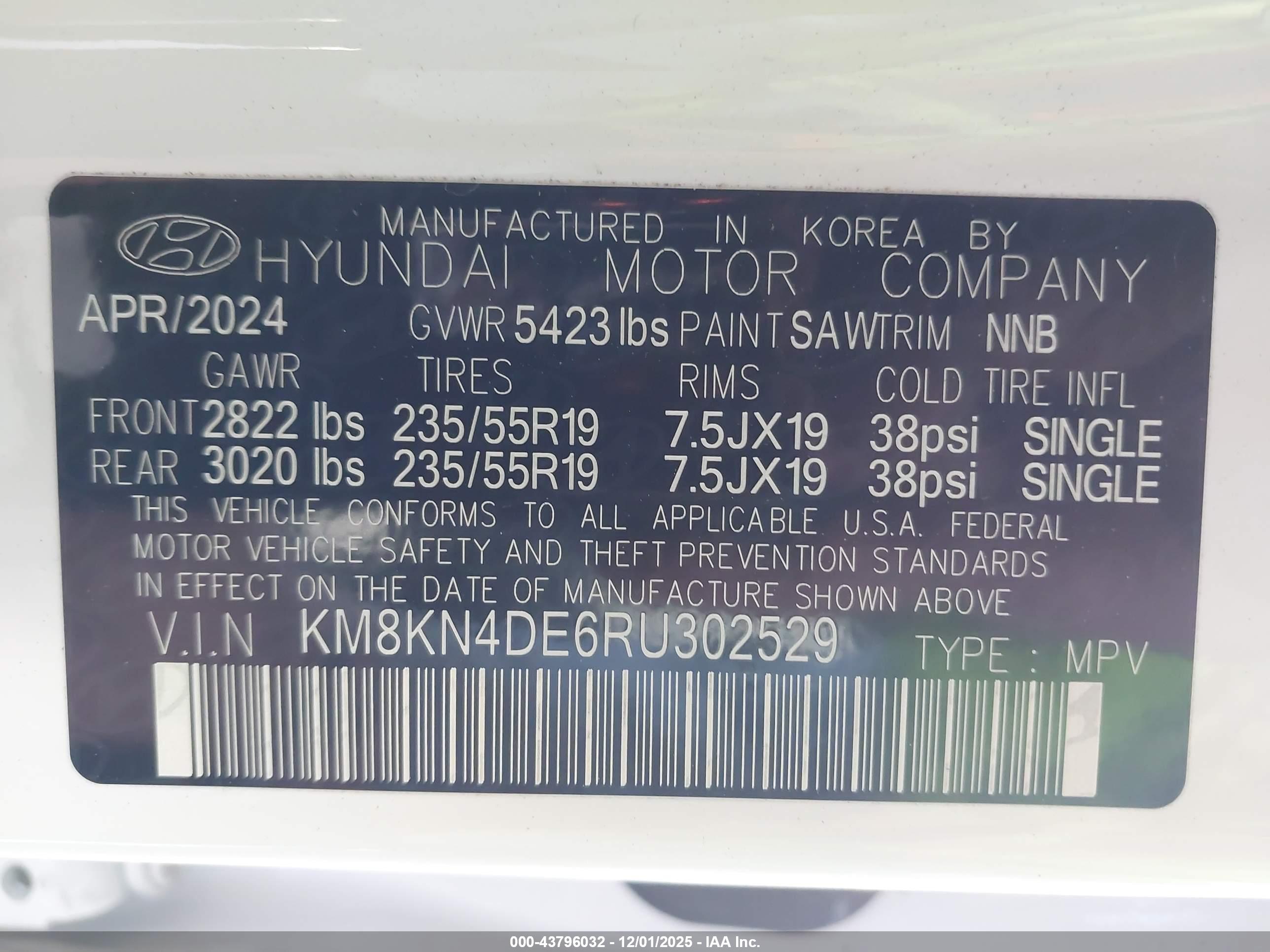 HYUNDAI IONIQ image 9