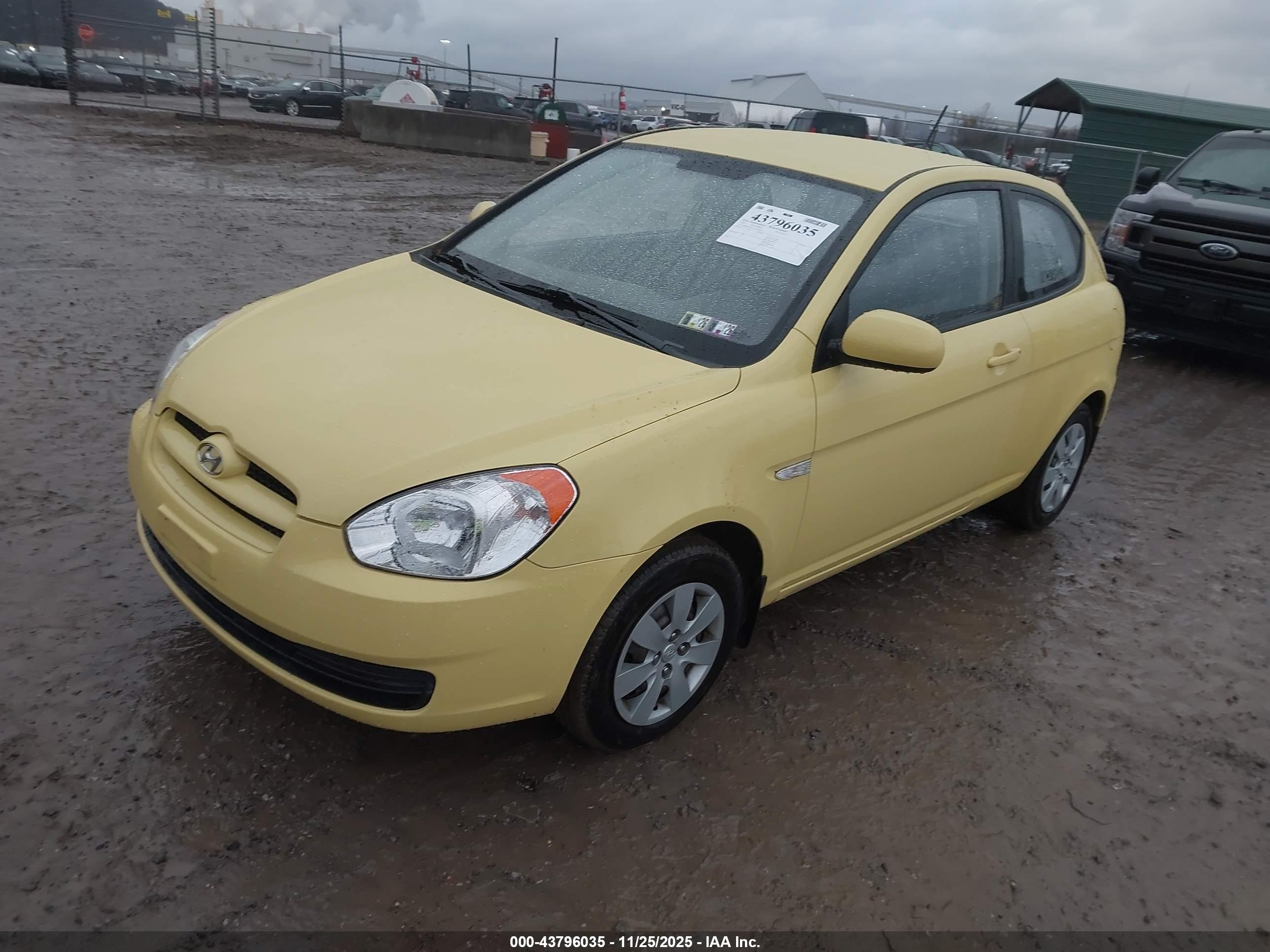 HYUNDAI ACCENT image 2