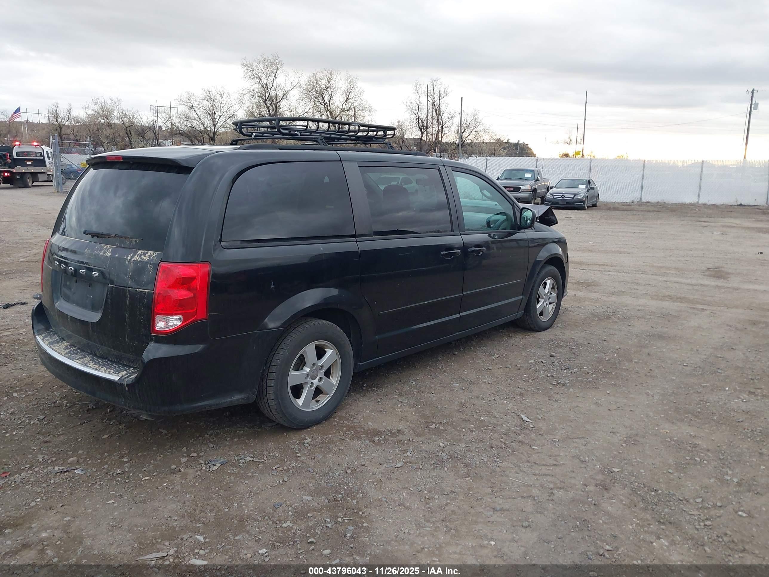 DODGE GRAND image 4
