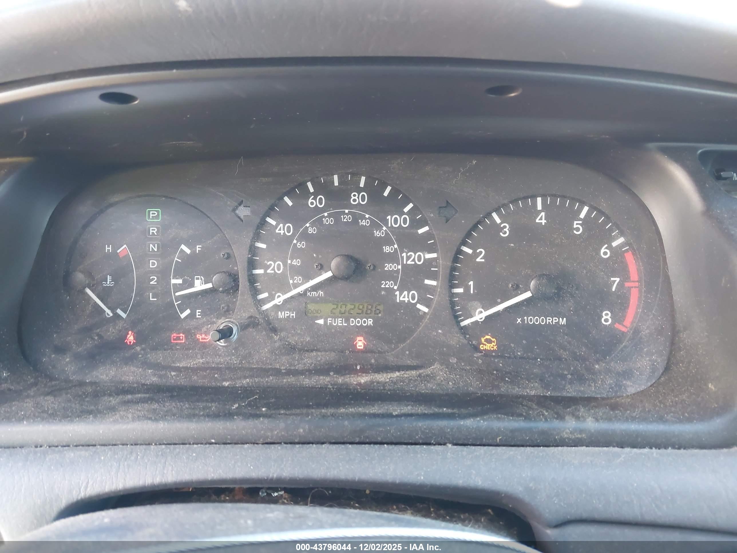 TOYOTA CAMRY image 7