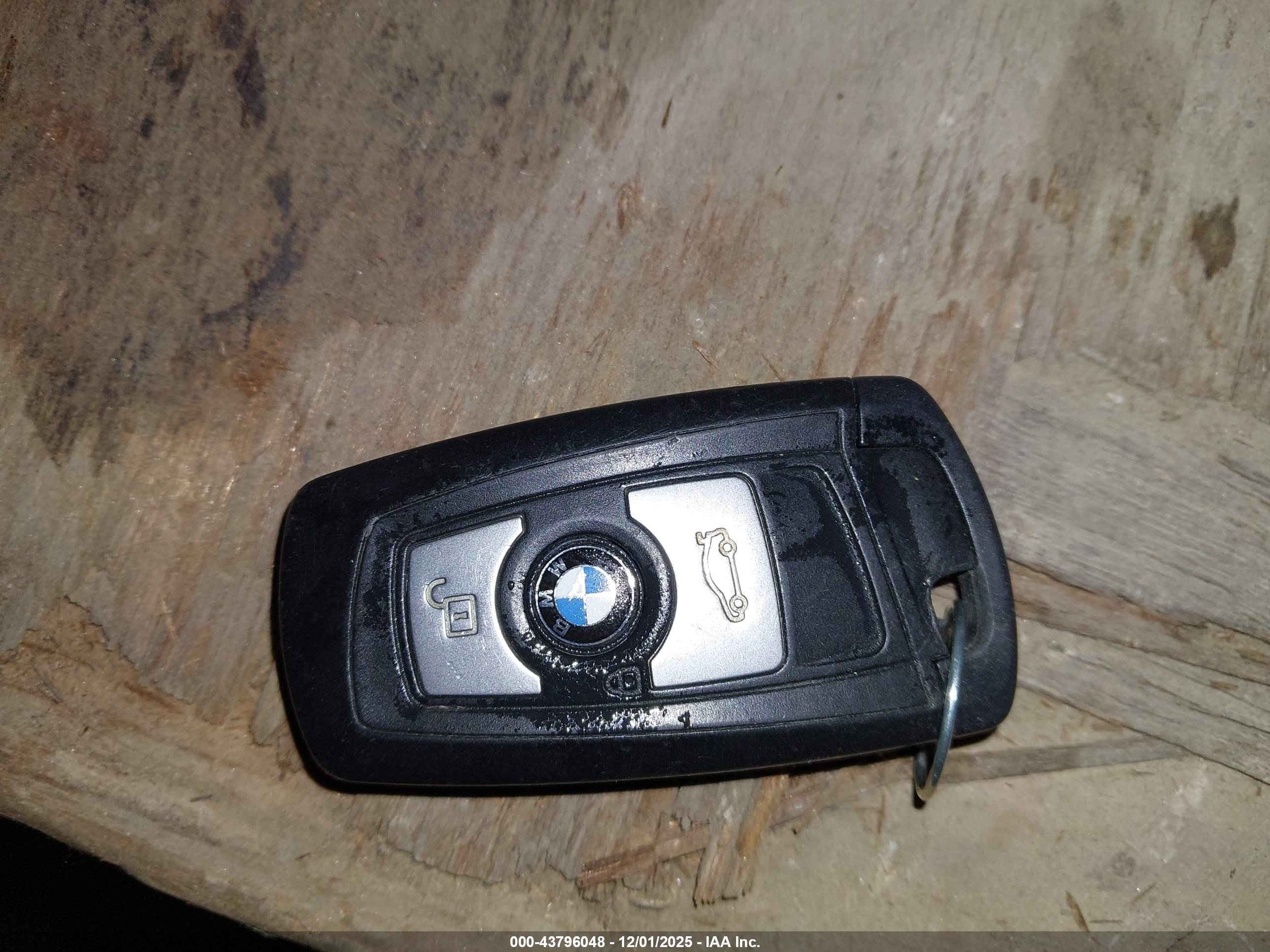 BMW 328I image 11
