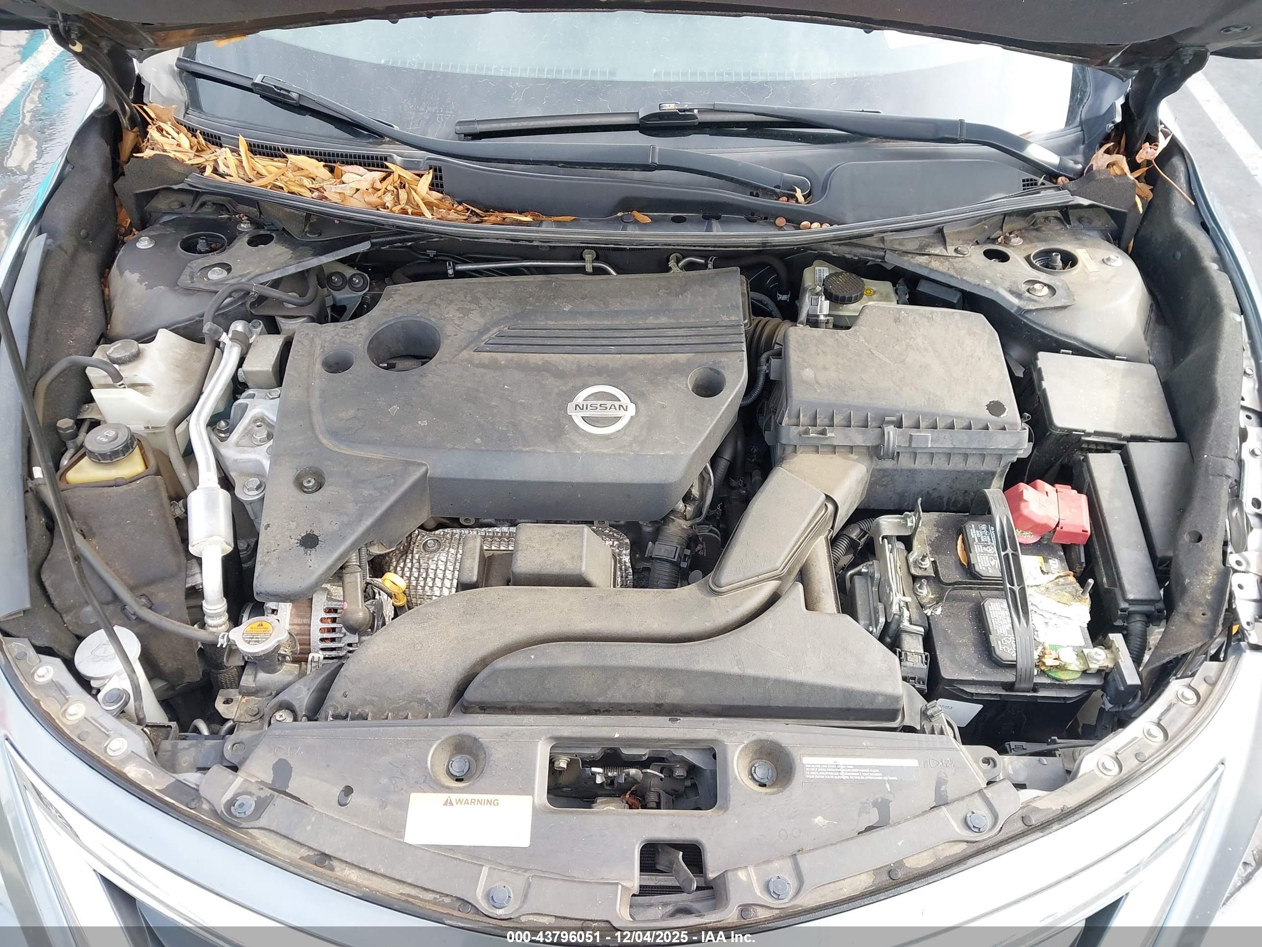 NISSAN ALTIMA image 10