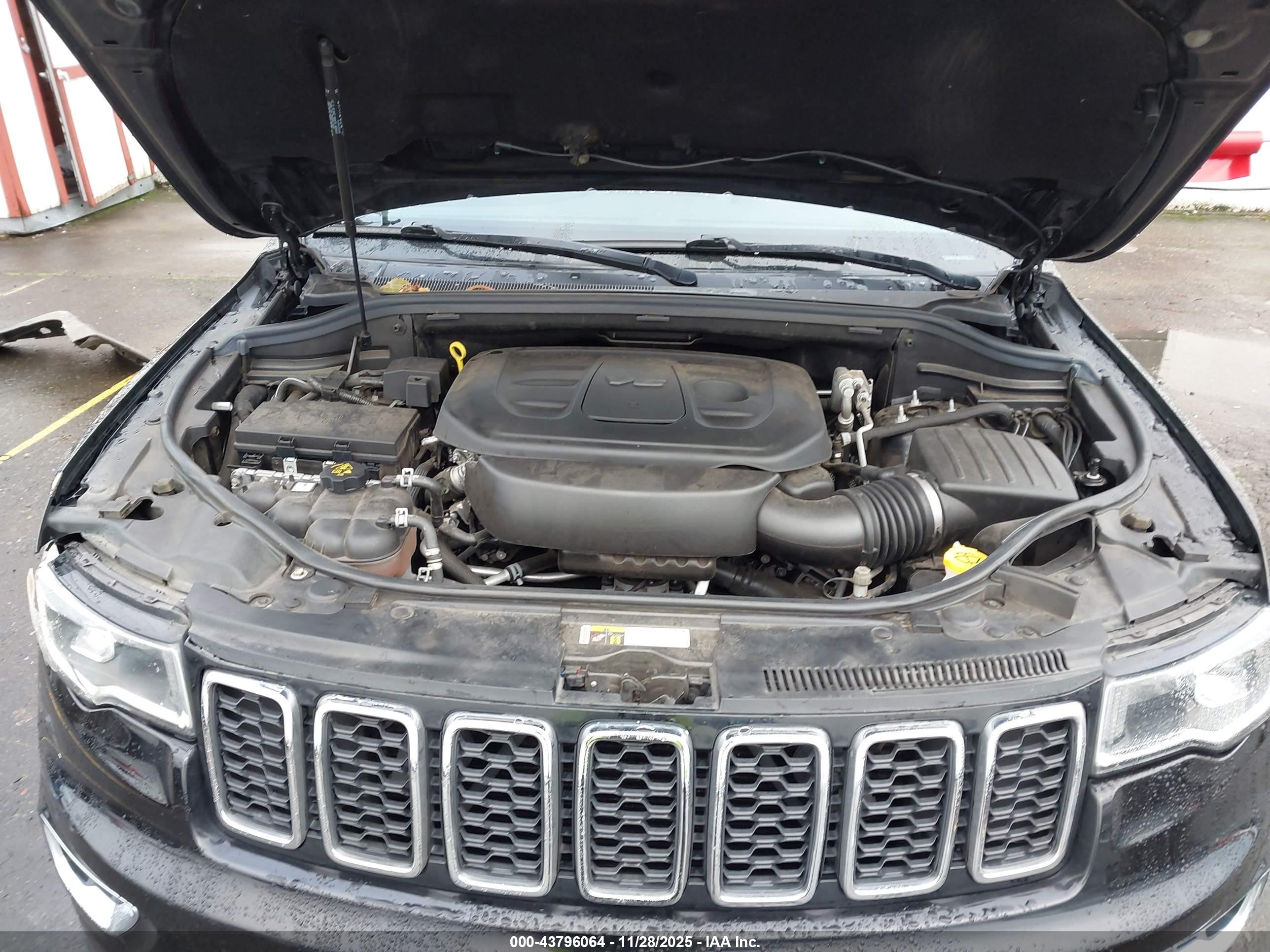 JEEP GRAND image 10