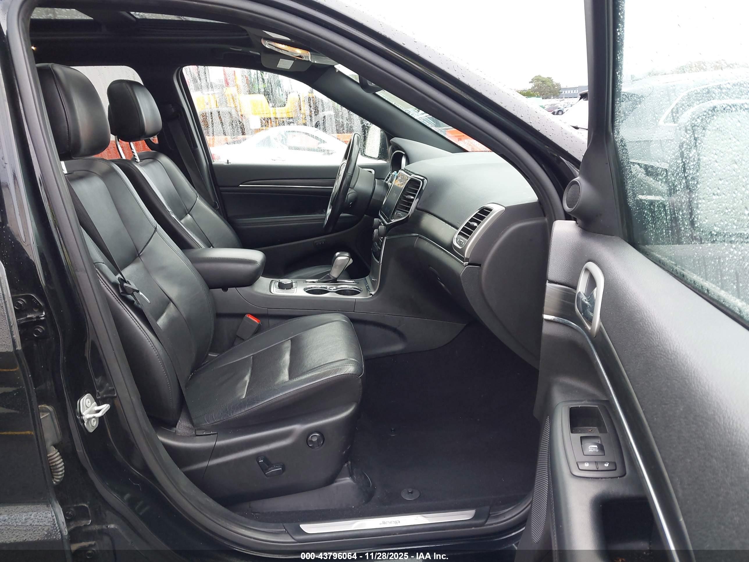 JEEP GRAND image 5