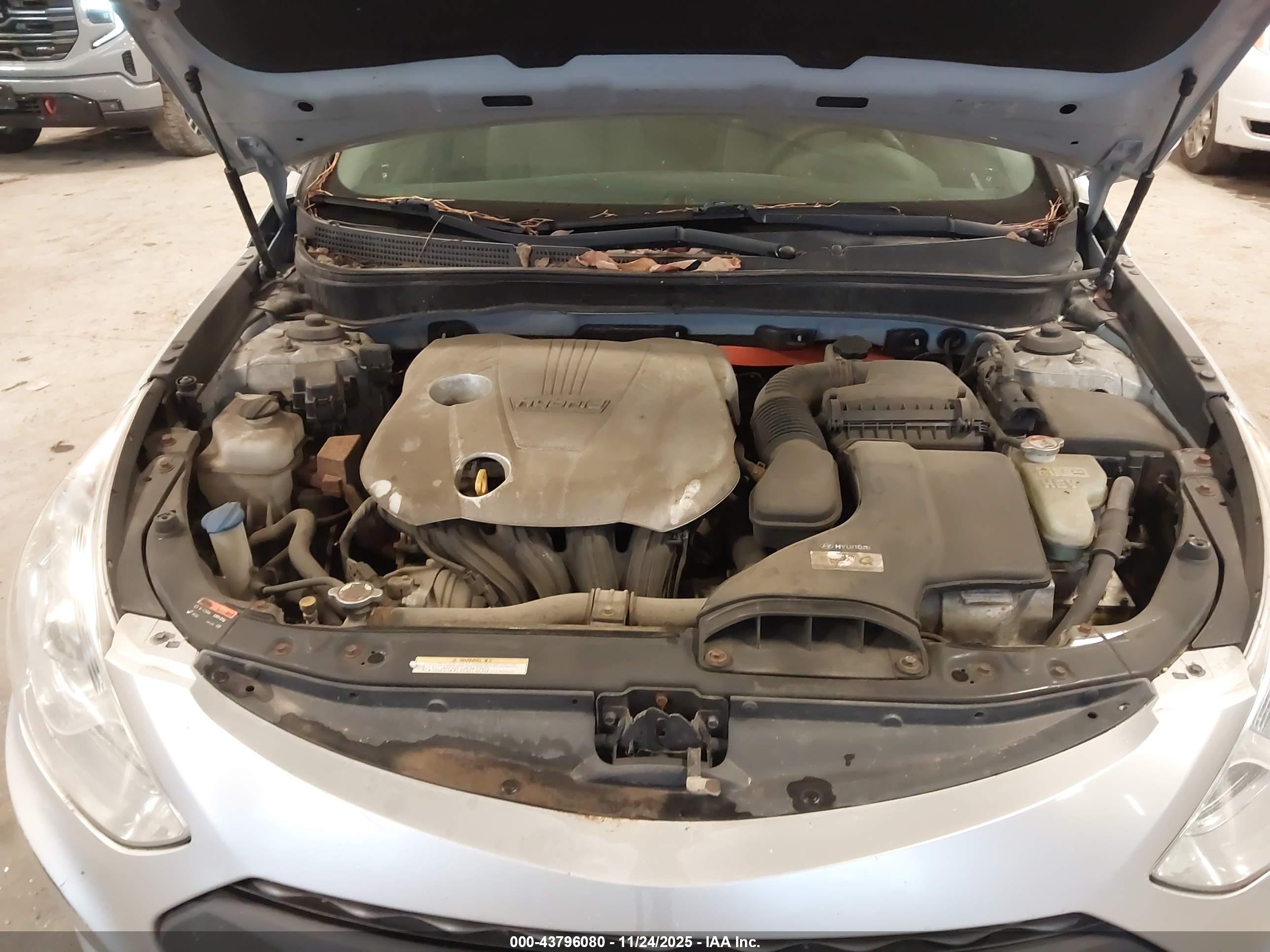 HYUNDAI SONATA image 10