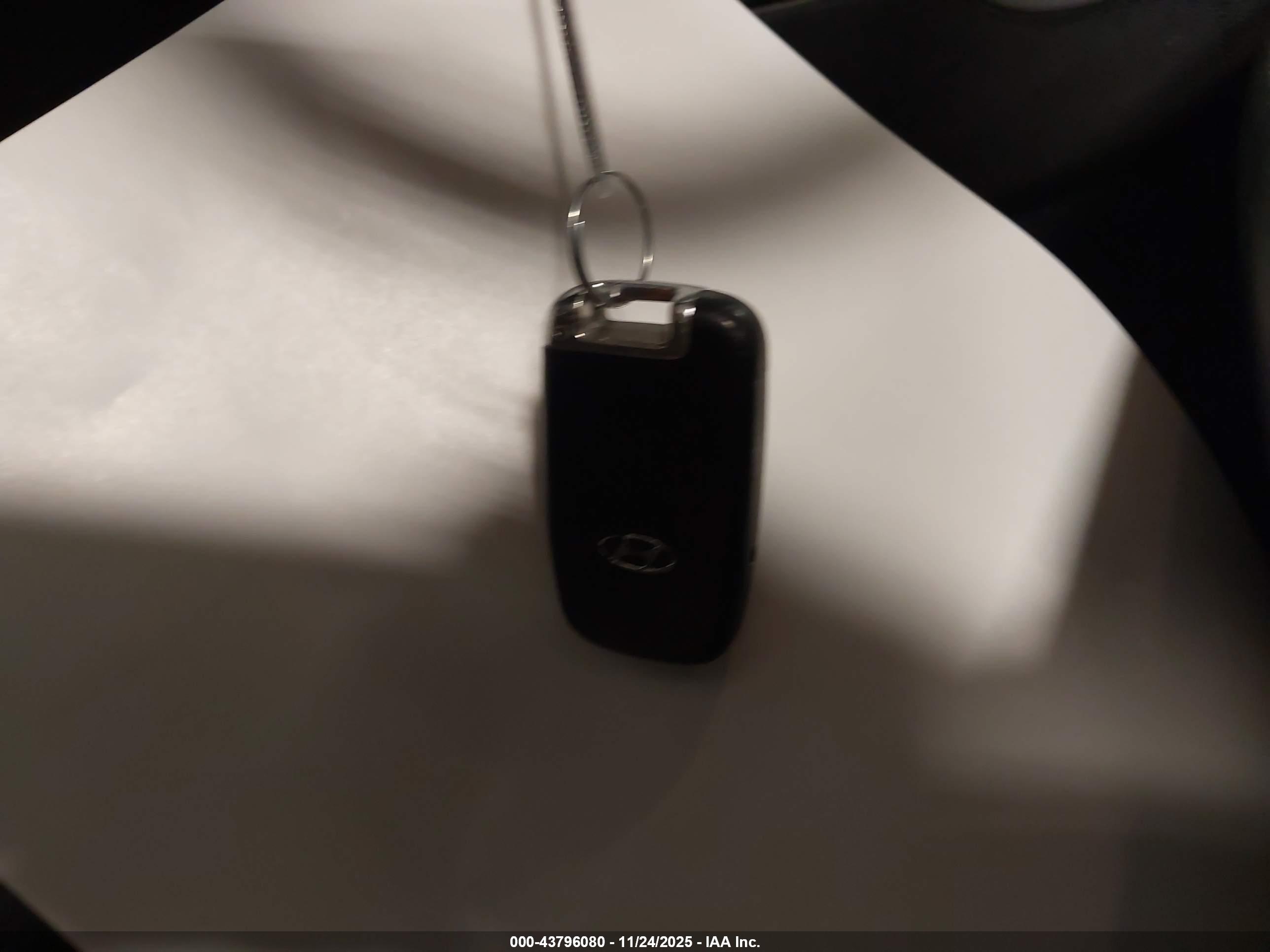 HYUNDAI SONATA image 11