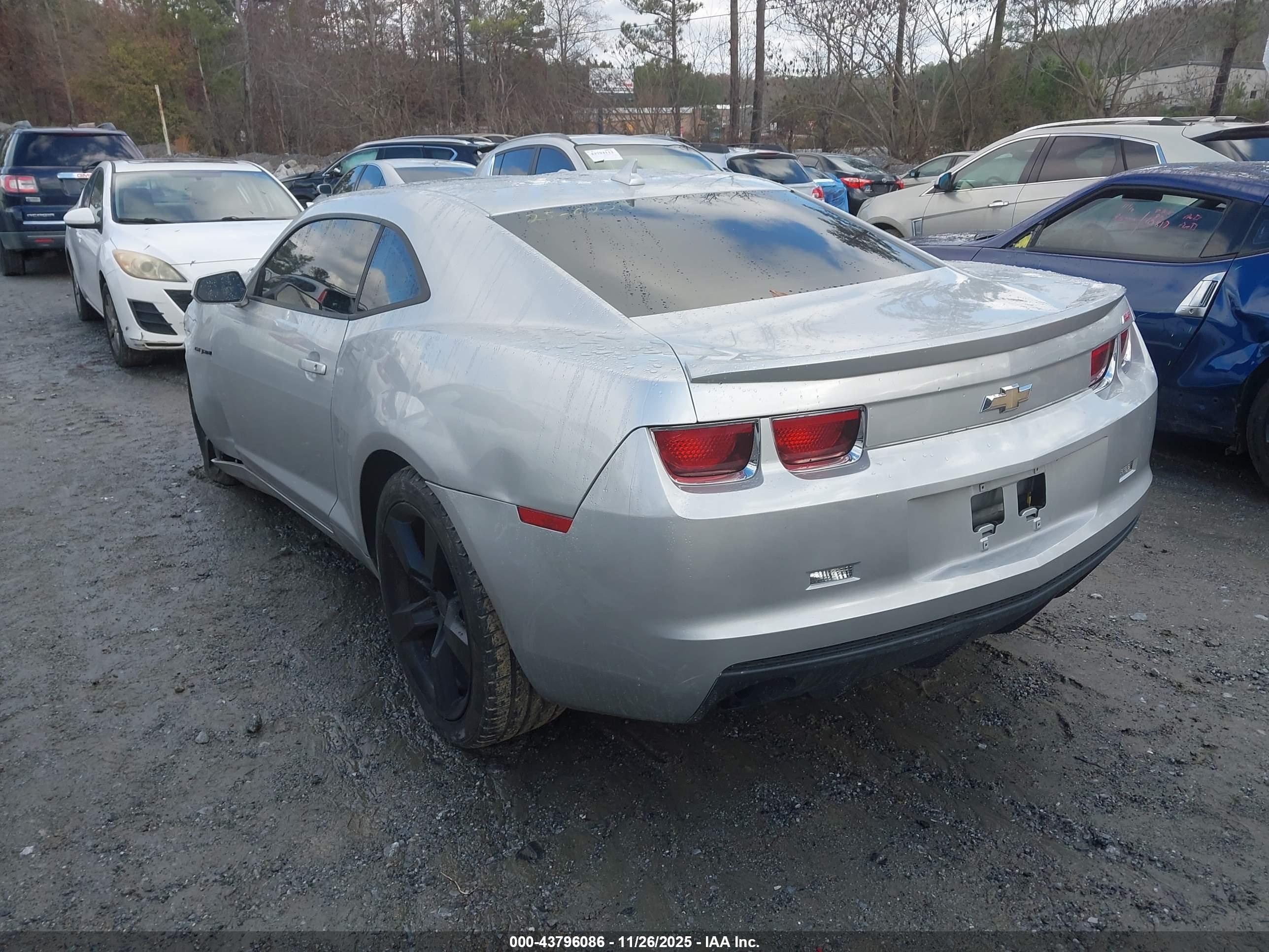 CHEVROLET CAMARO image 3