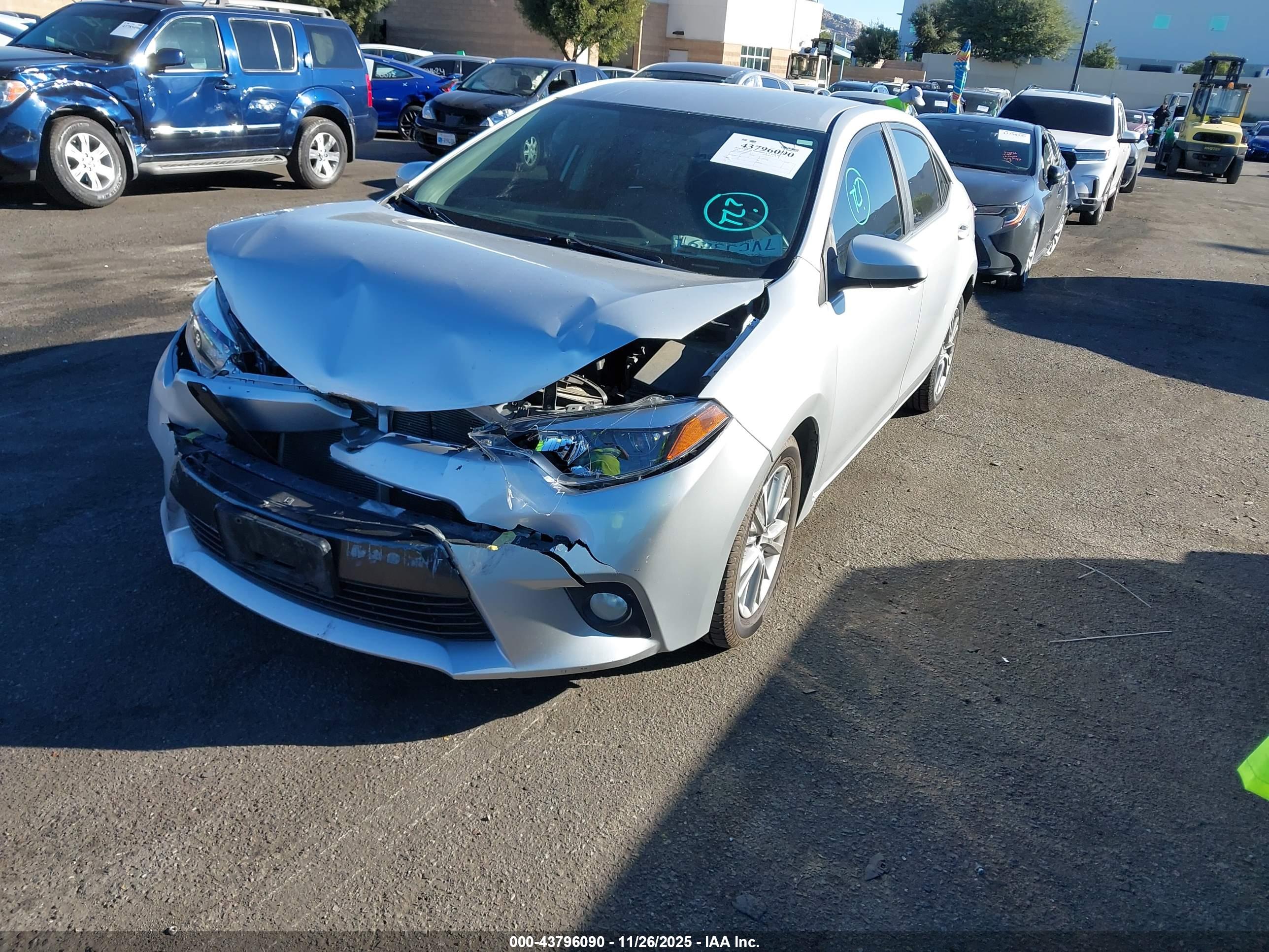 TOYOTA COROLLA image 2