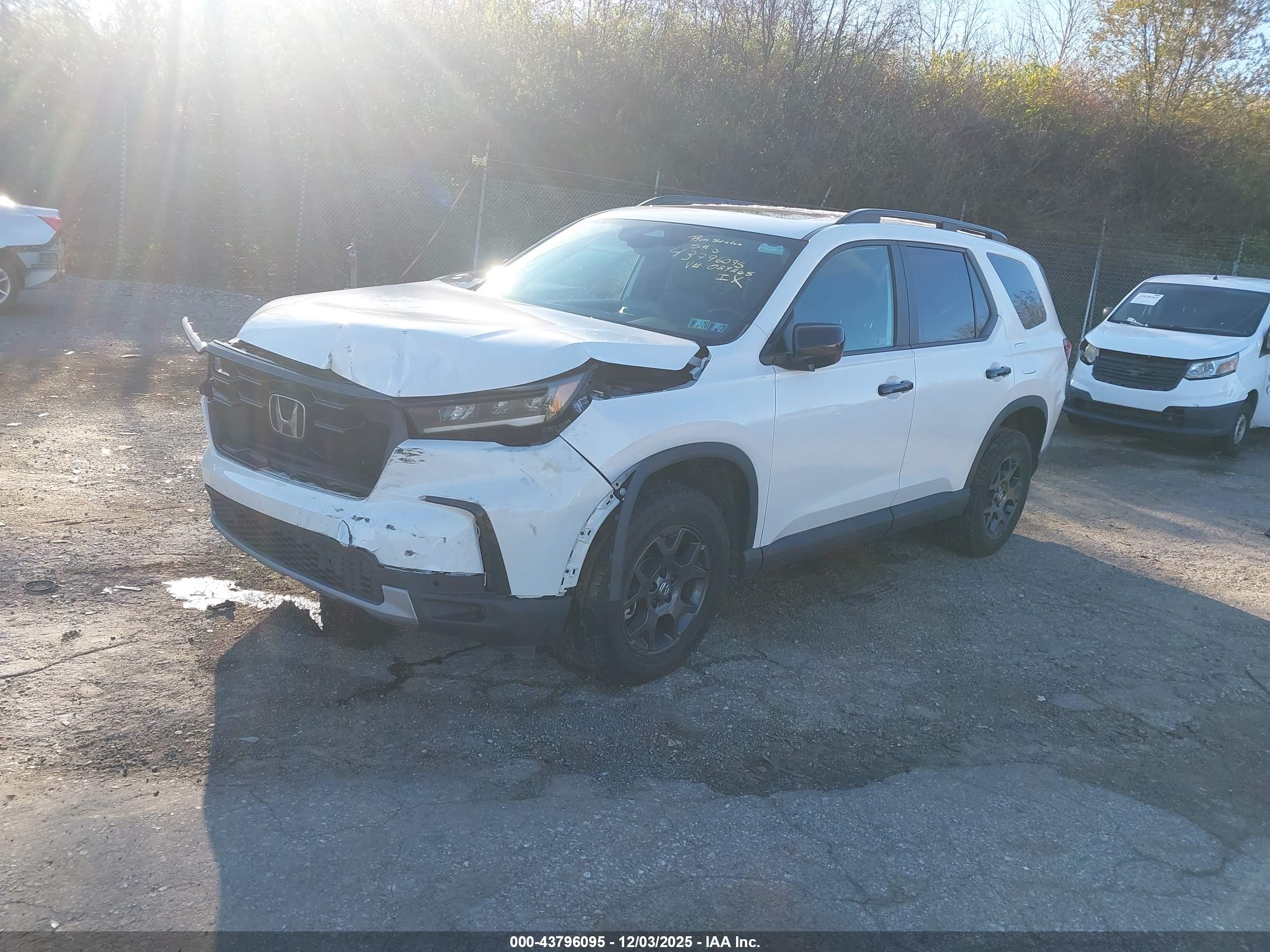 HONDA PILOT image 2