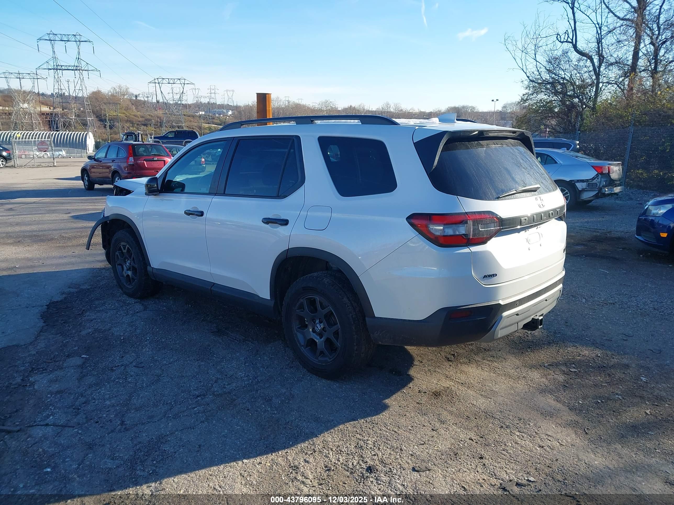 HONDA PILOT image 3