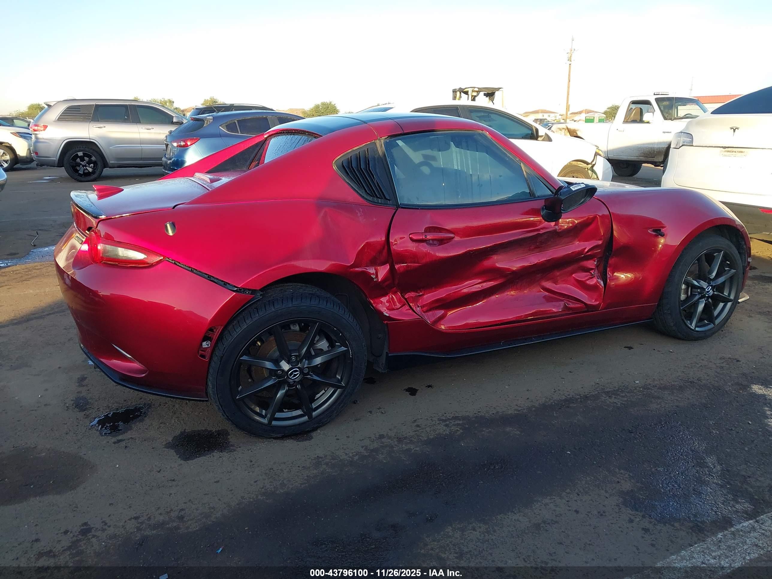MAZDA MX-5 image 6