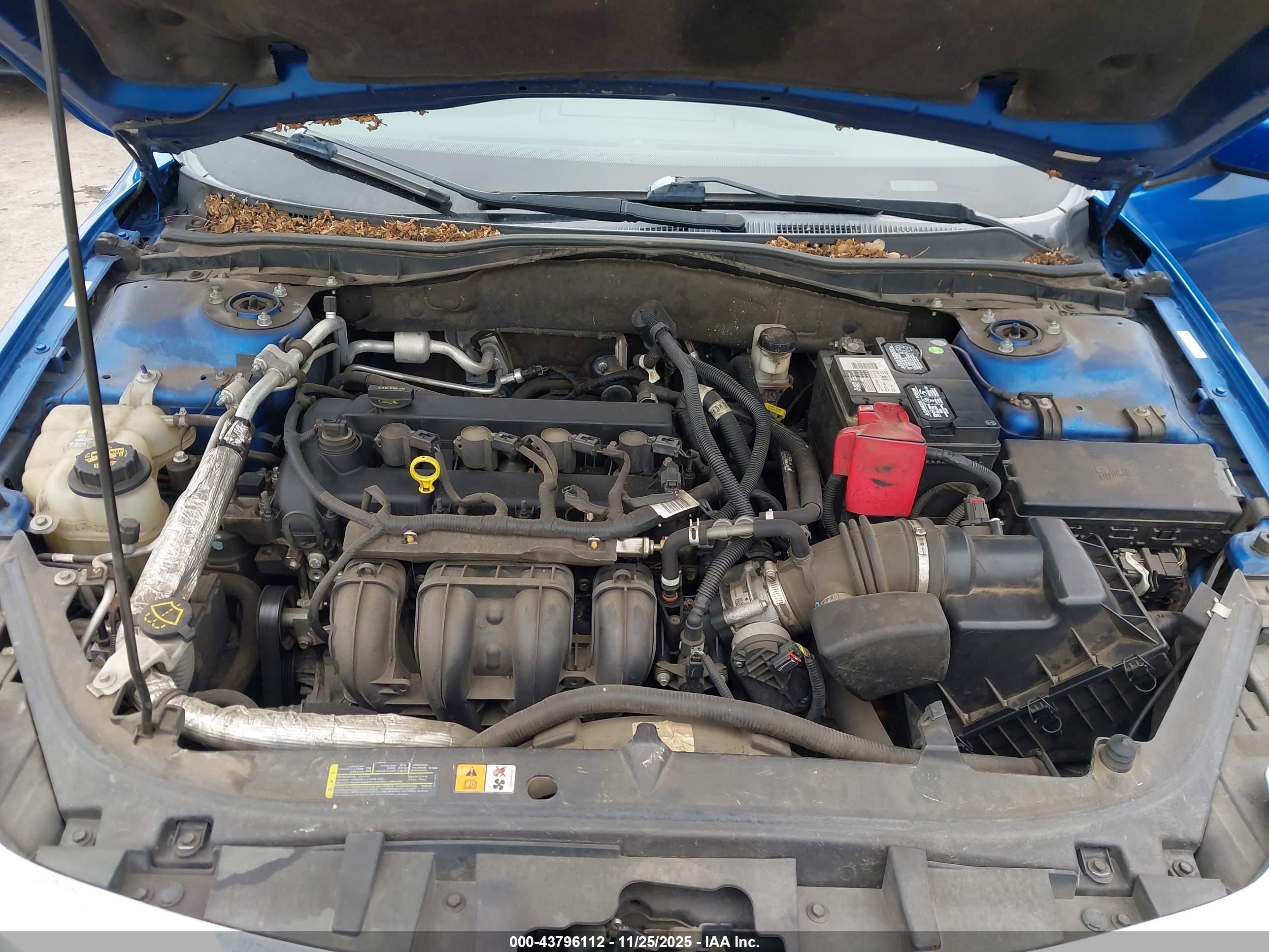 FORD FUSION image 10