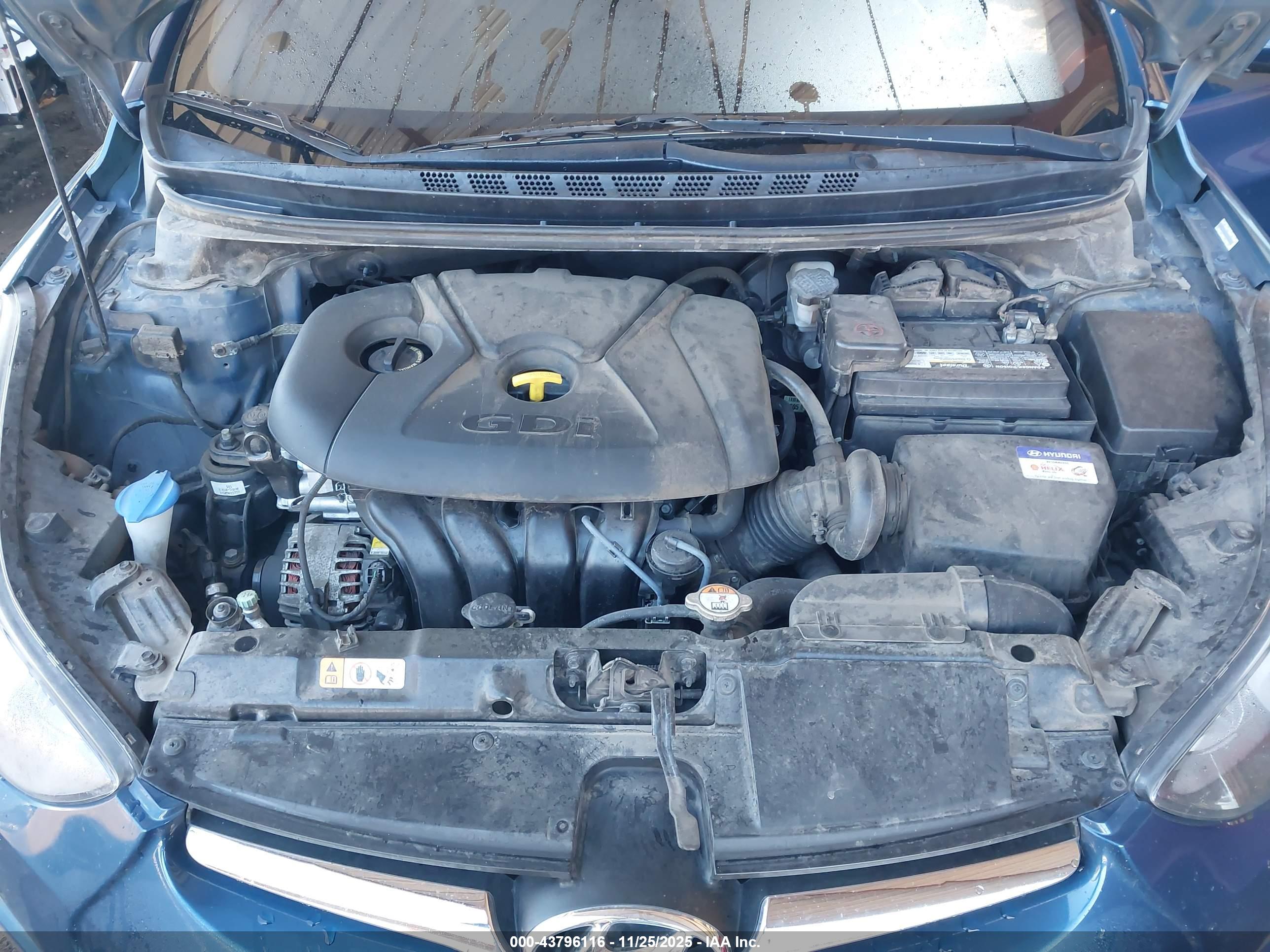 HYUNDAI ELANTRA image 10
