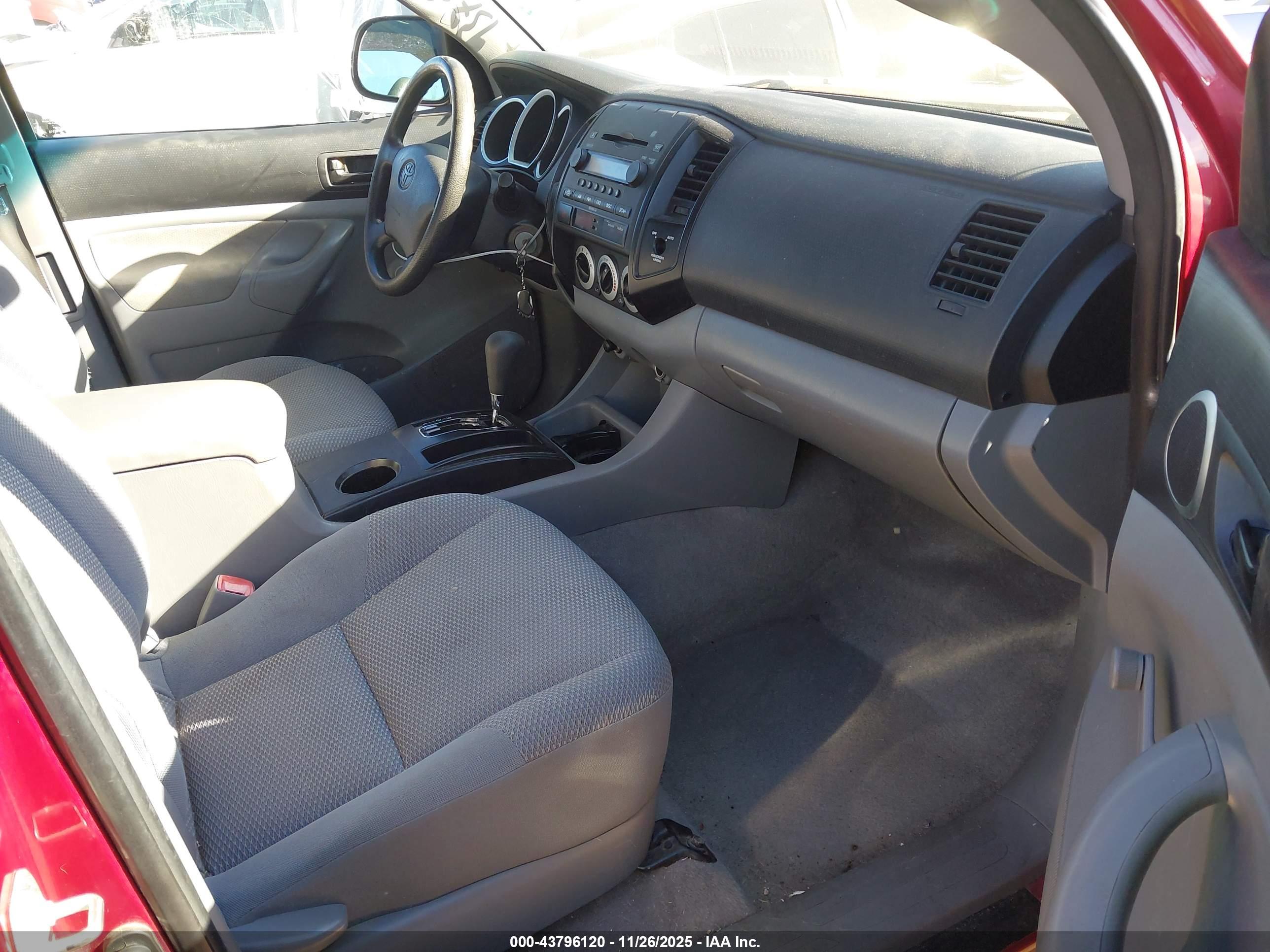 TOYOTA TACOMA image 5